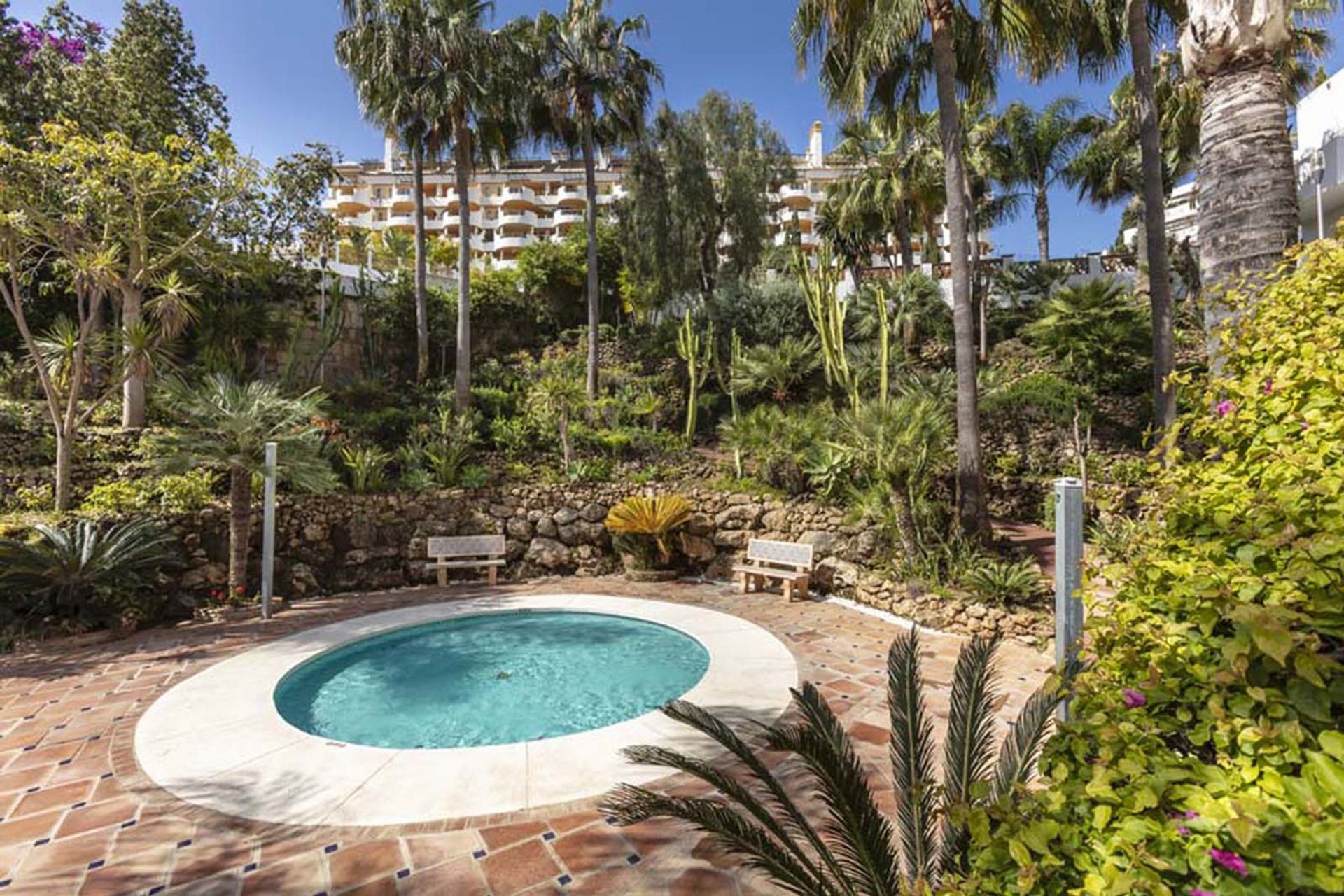 Condominium in Marbella, Andalucía 11005861