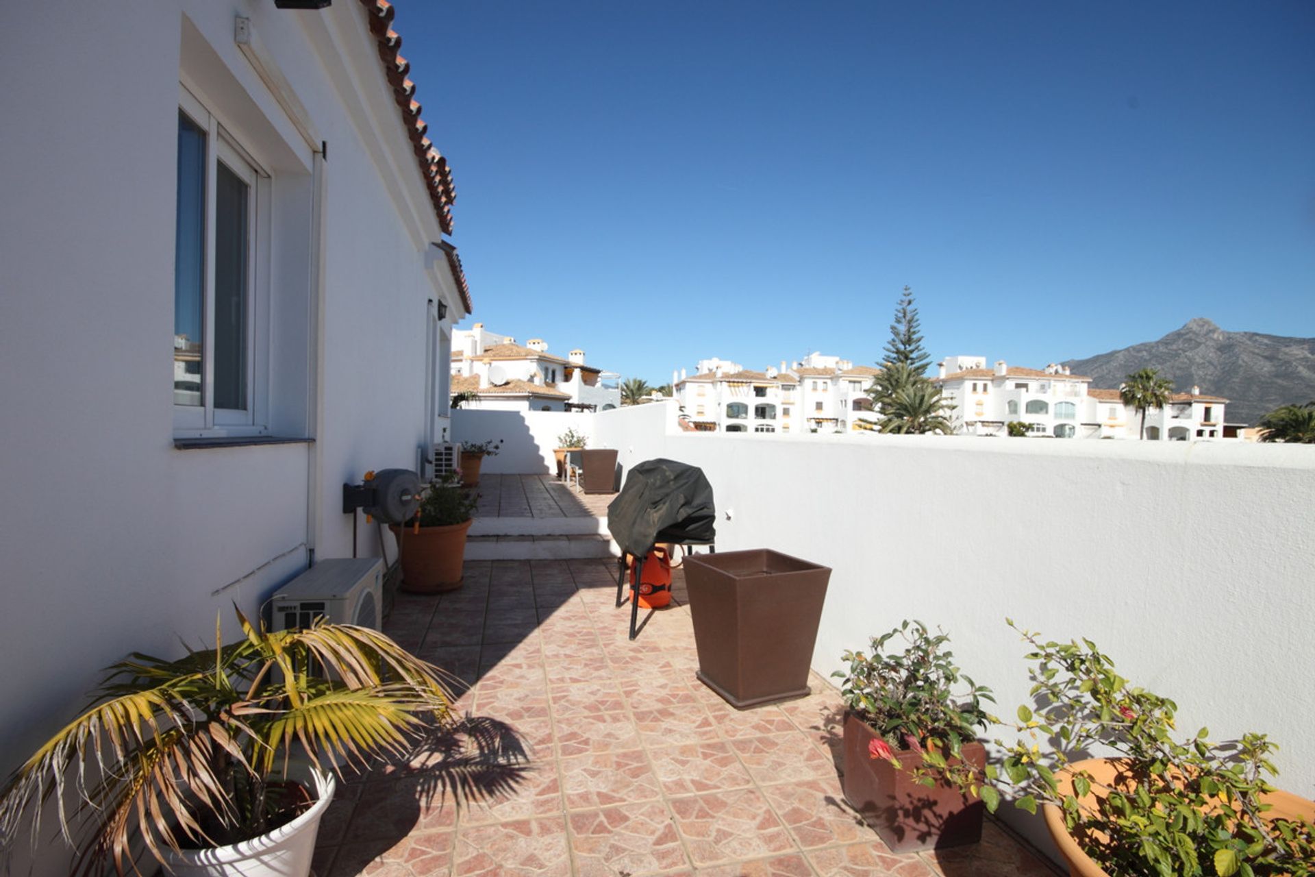 Condominium in El Angel, Andalusia 11005864