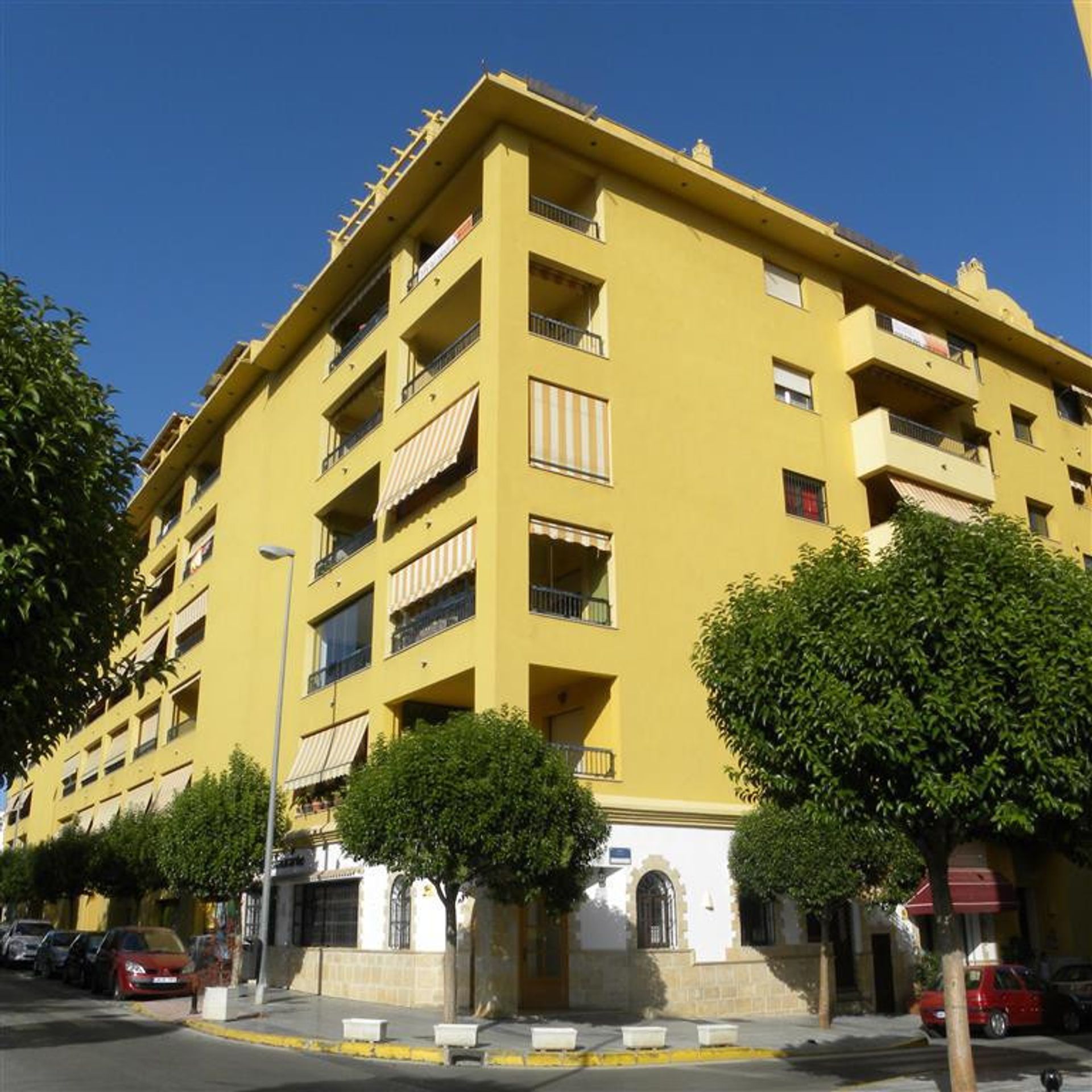 Condominio nel San Pedro de Alcantara, Andalusia 11006724