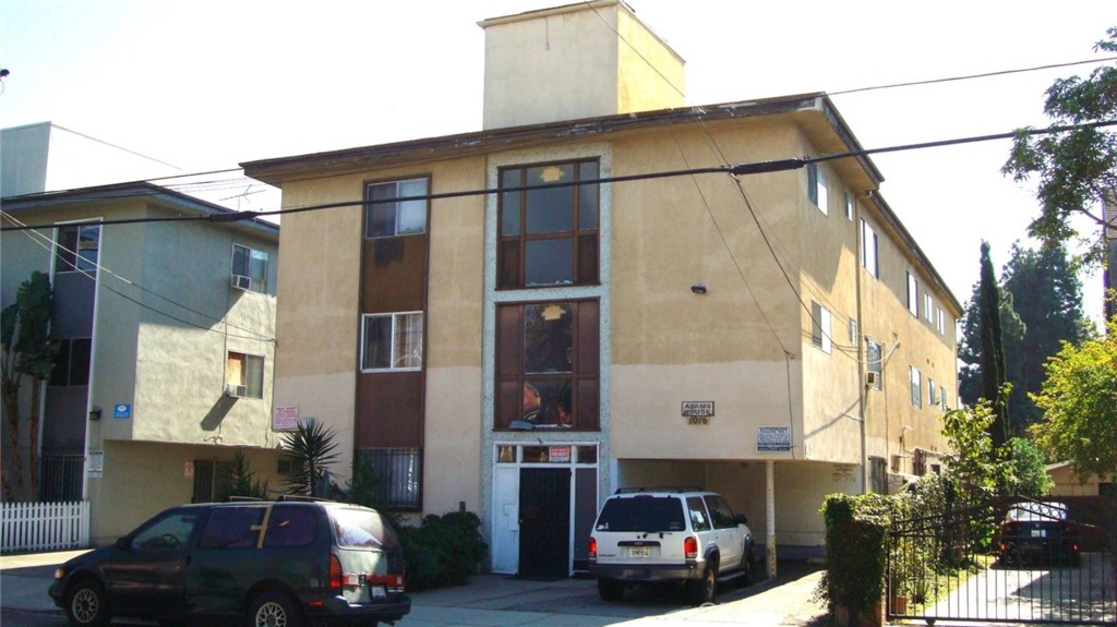 Condominium in Jefferson, California 11008165