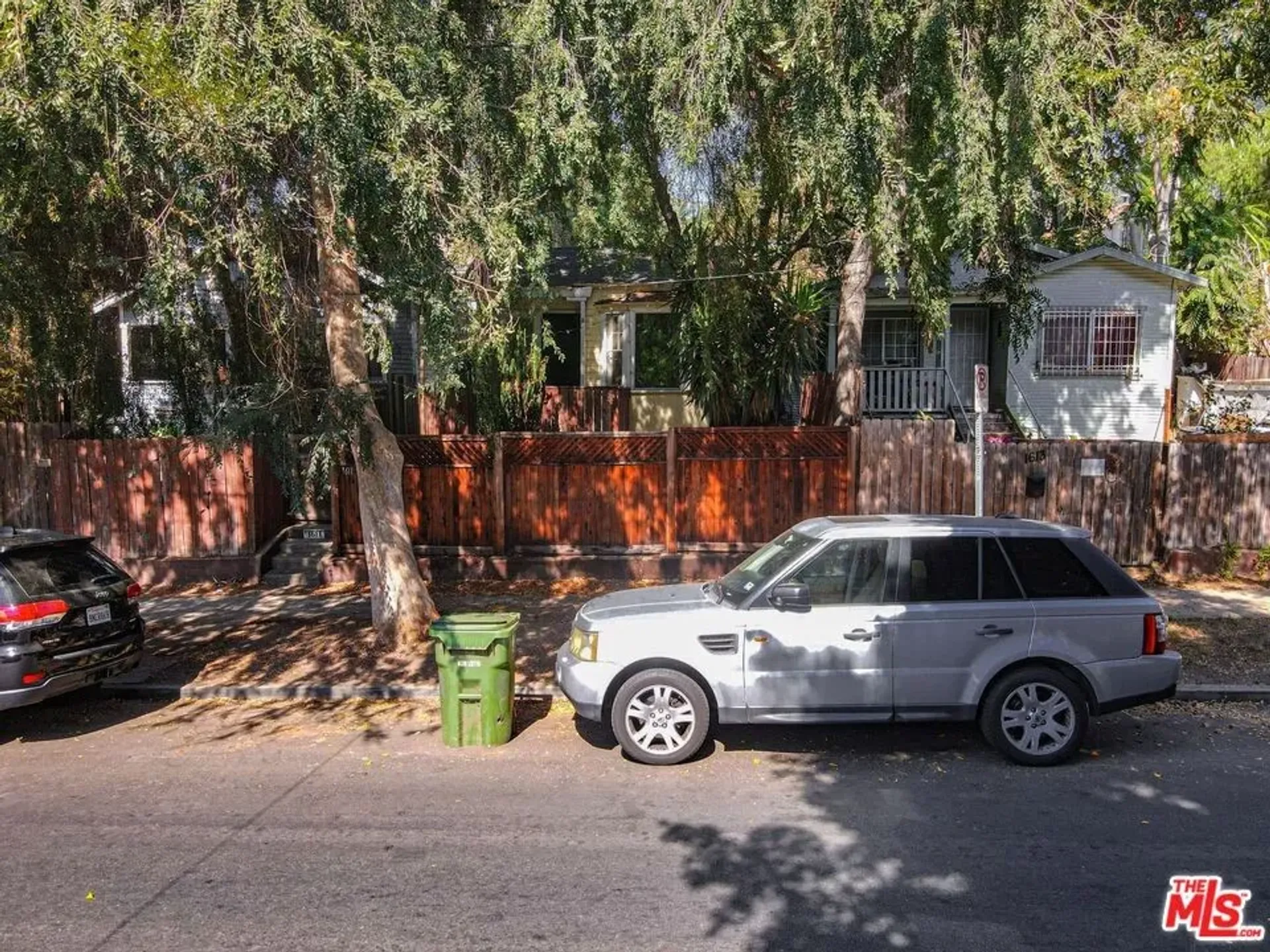 жилой дом в Dayton Avenue, California 11009365