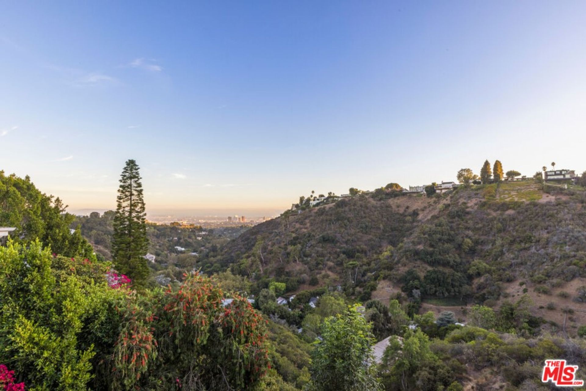 Condominio en Los Angeles, California 11013781