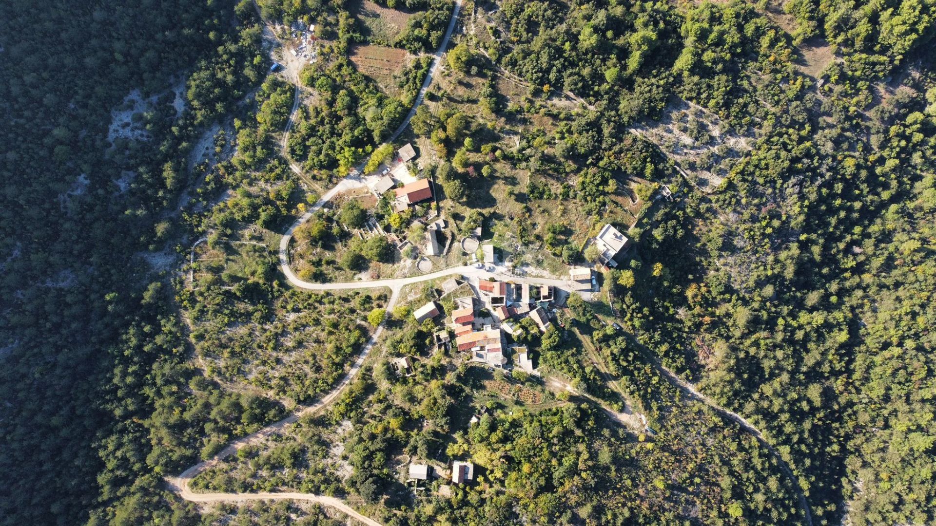 Wylądować w Janjina, Dubrovacko-Neretvanska Zupanija 11016235