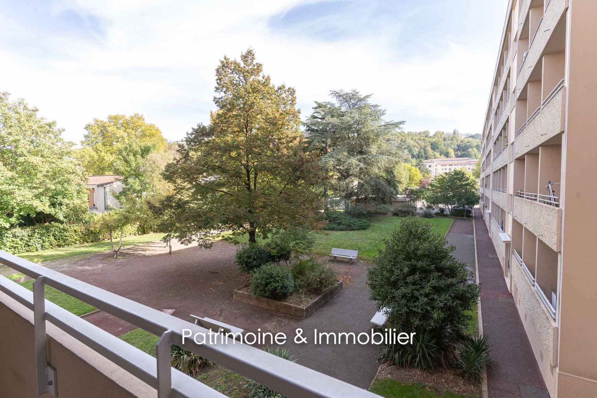 Condominium in Caluire-et-Cuire, Rhône 11019124