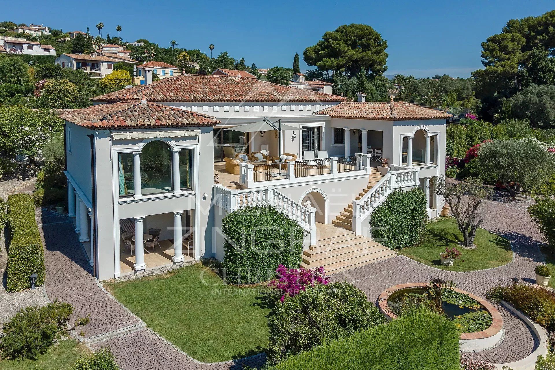 casa en Le Suquet, Provence-Alpes-Cote d'Azur 11022894