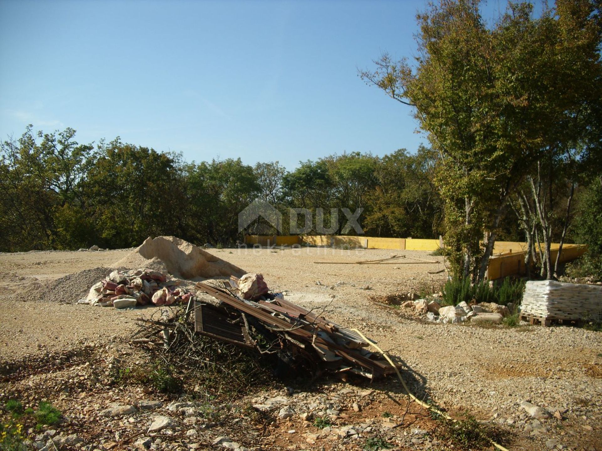 Dom w Linardići, Primorsko-goranska županija 11026064