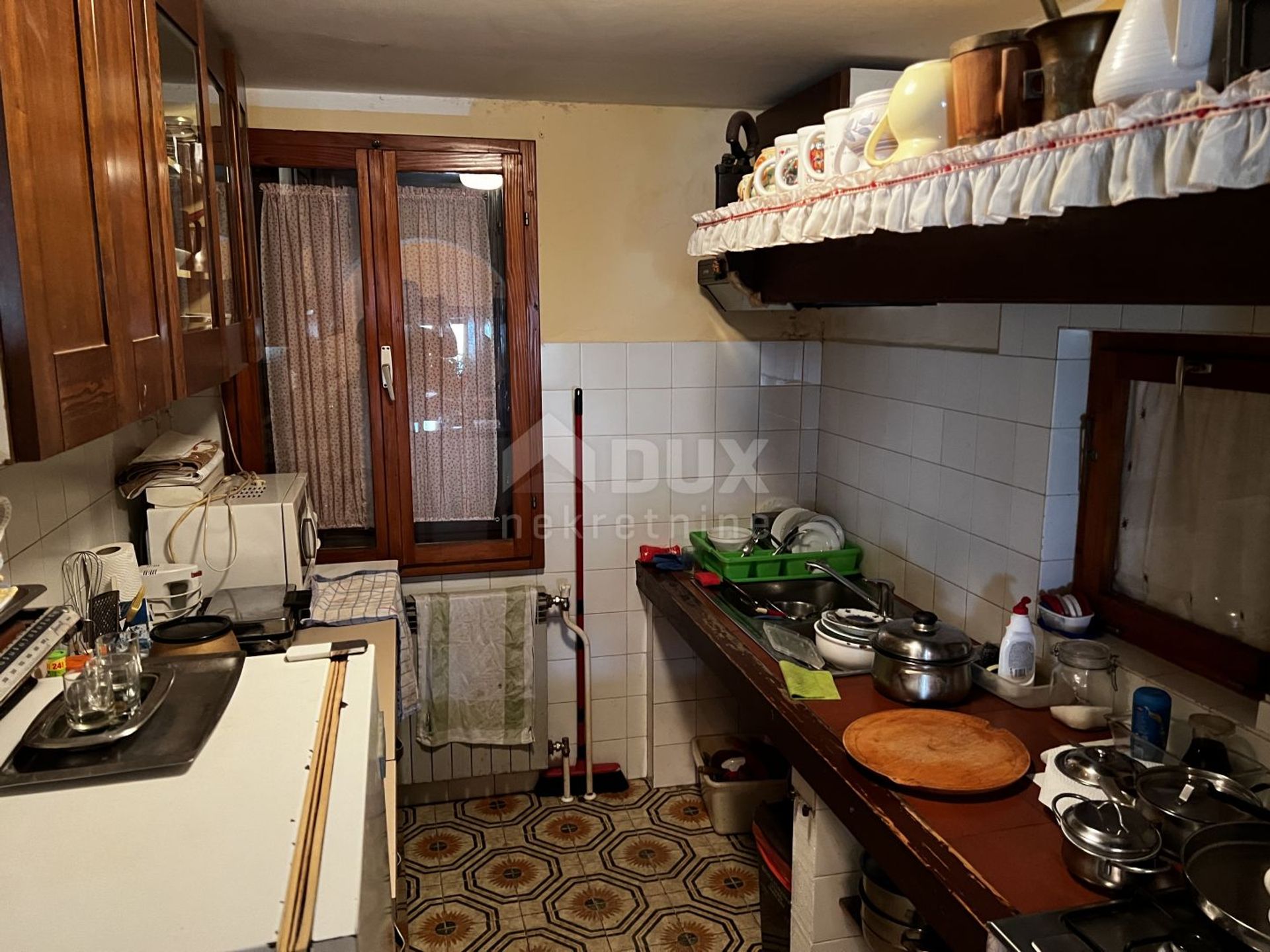 بيت في دوبرينج, بريمورسكو-جورانسكا زوبانيجا 11026093