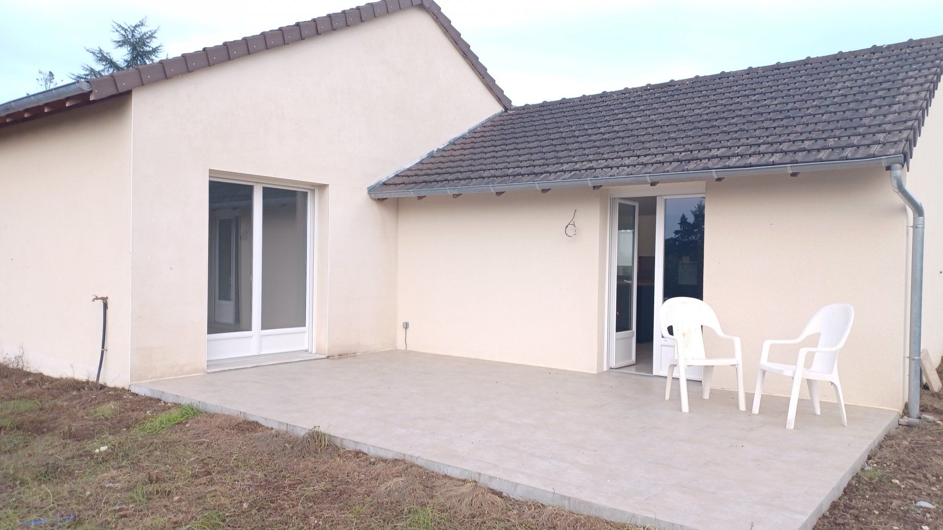 House in Esvres, Centre-Val de Loire 11032944