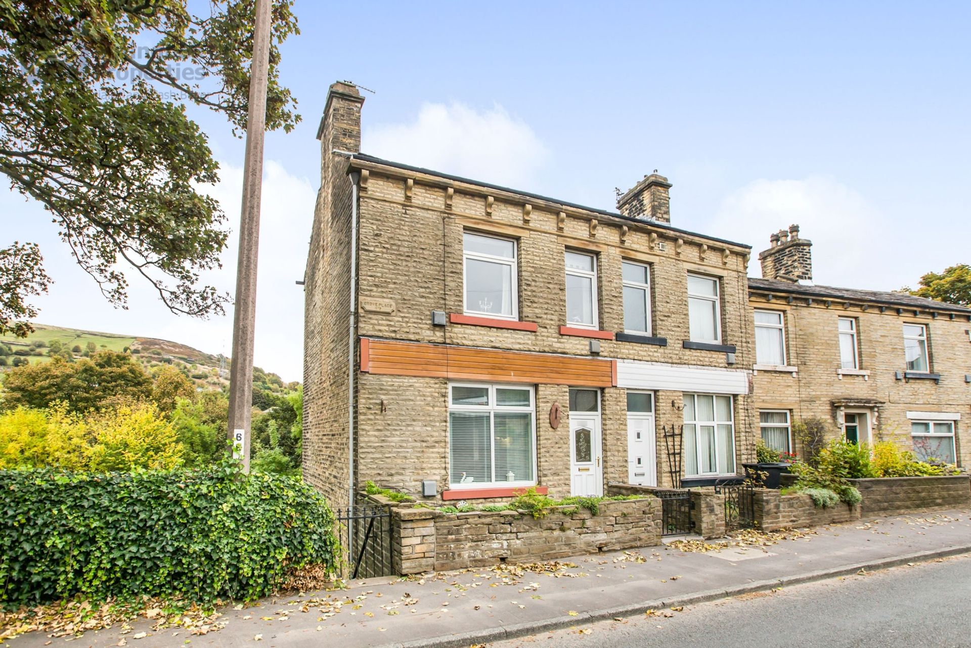 House in Ovenden, Calderdale 11043448