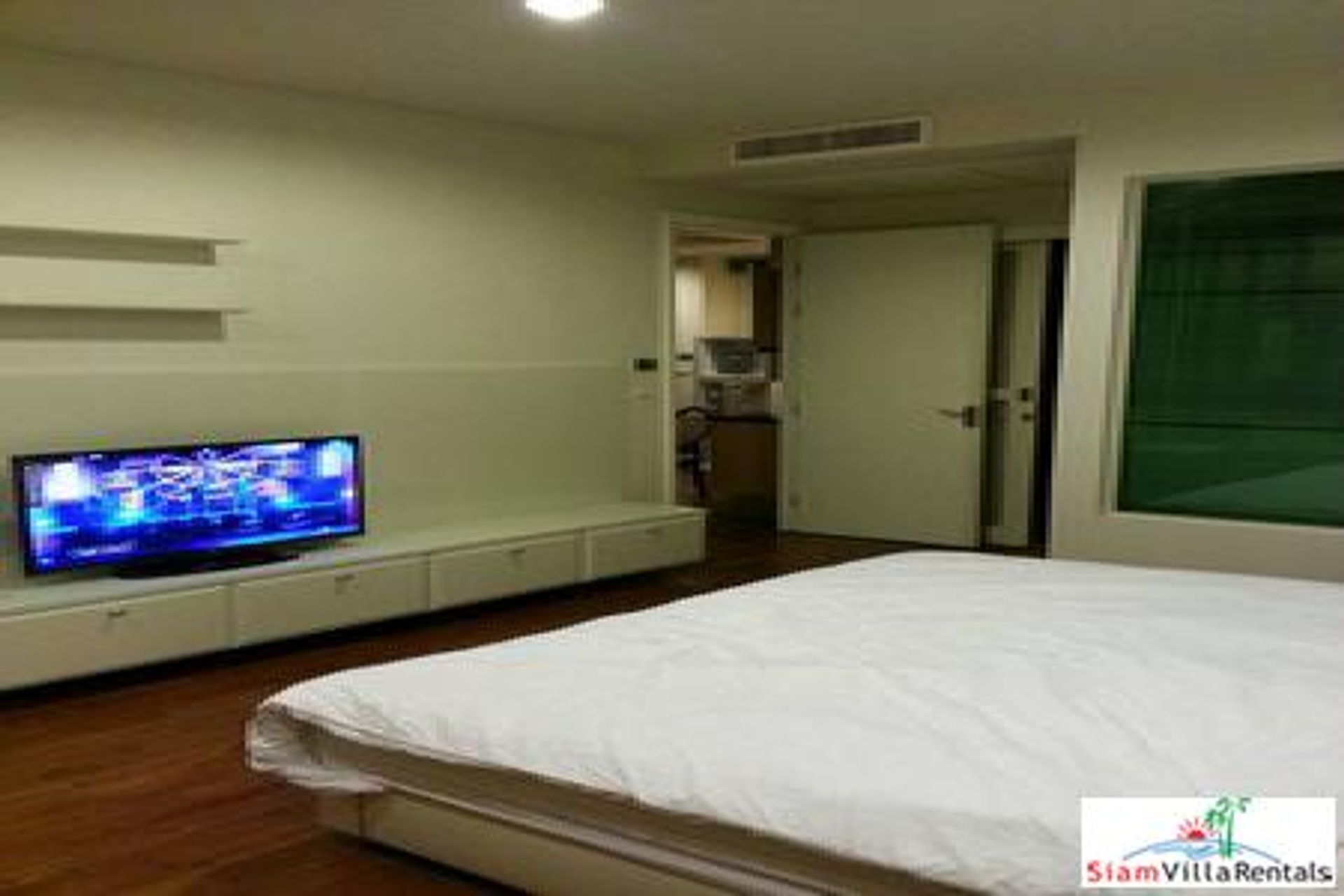 Condominium in Ratchathewi, Krung Thep Maha Nakhon 11043494