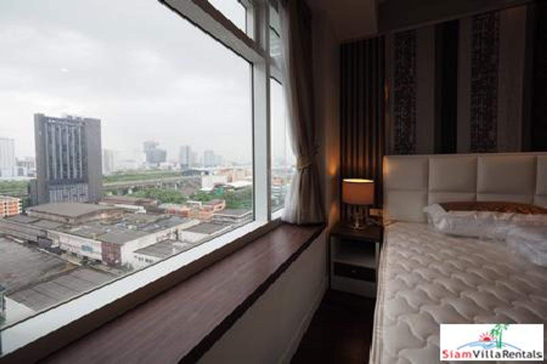 Condominium in Ban Na Lied, Krung Thep Maha Nakhon 11043535