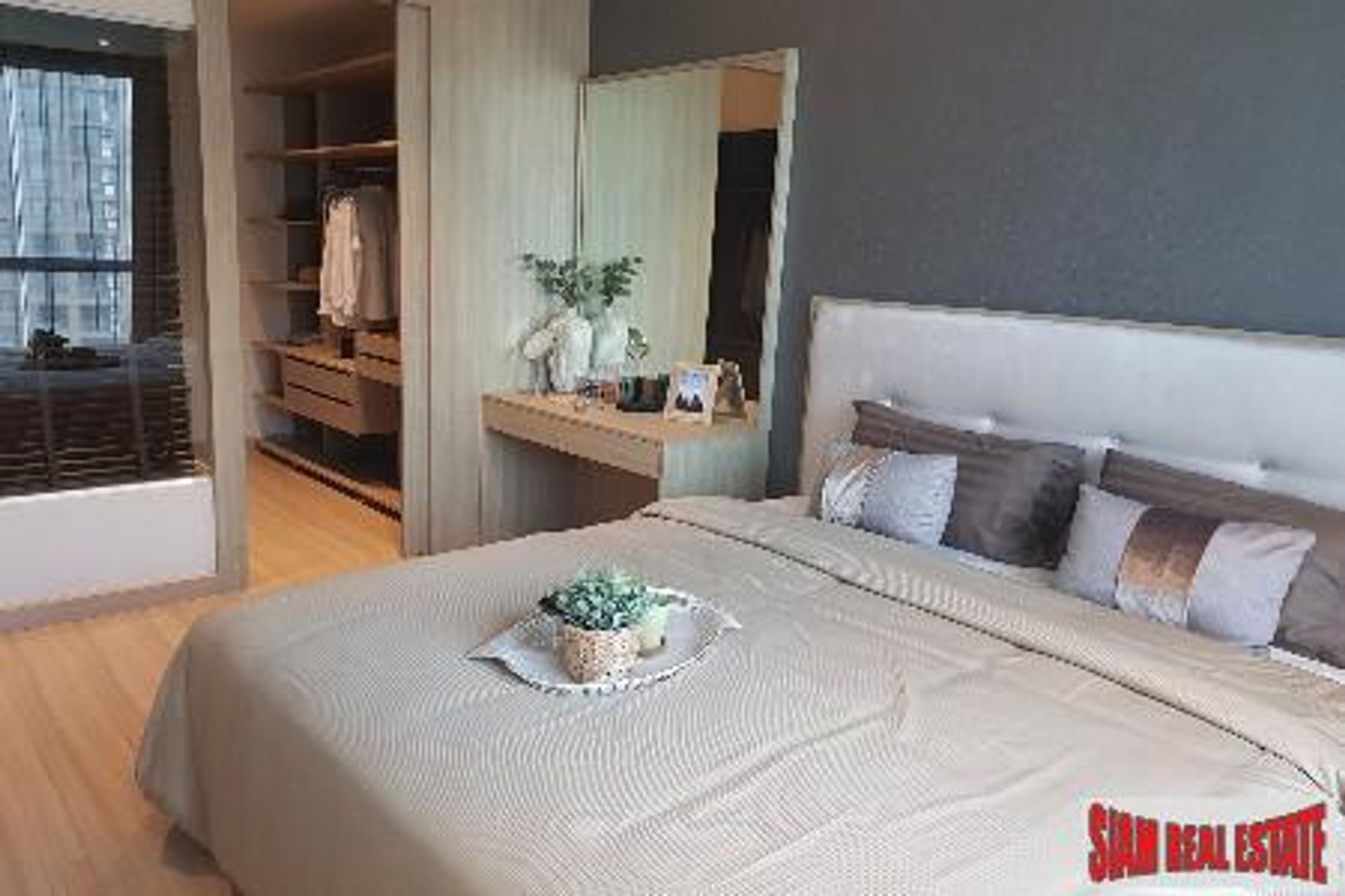 Condominio en Phra Khanong, Krung Thep Maha Nakhon 11043584