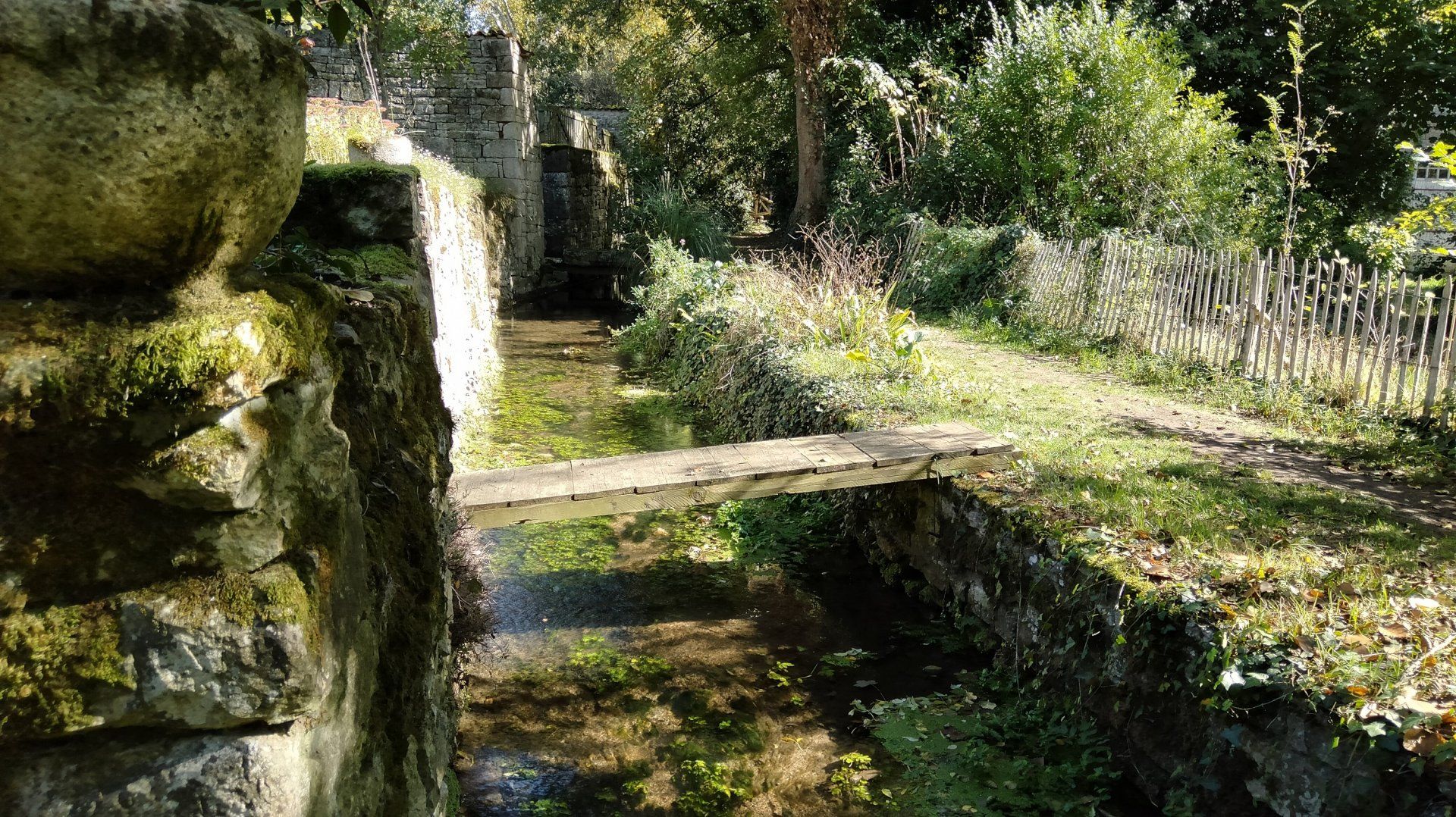 Rumah di Barro, Nouvelle-Aquitaine 11043761