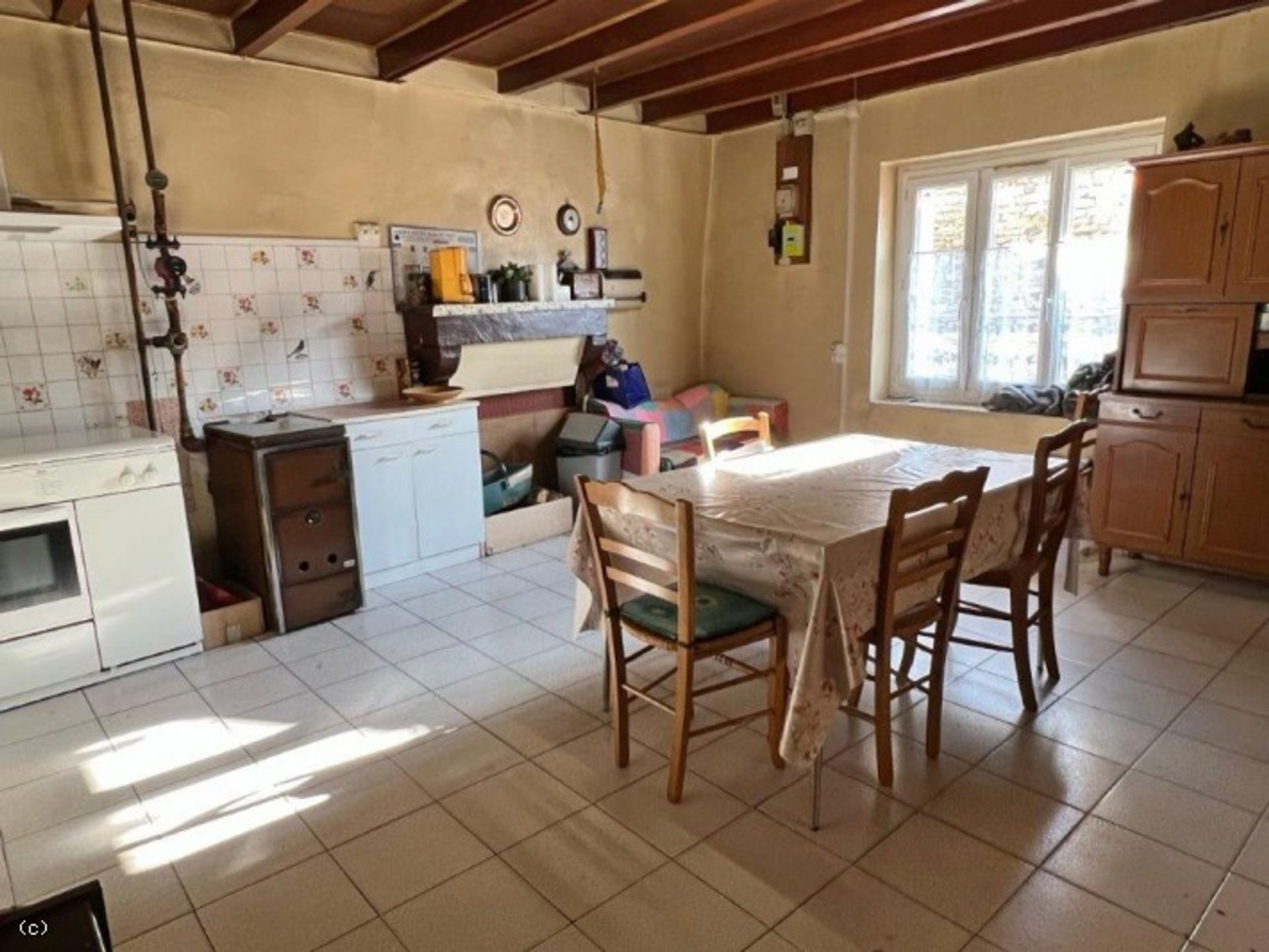 Rumah di Aunac-sur-Charente, Nouvelle-Aquitaine 11043841