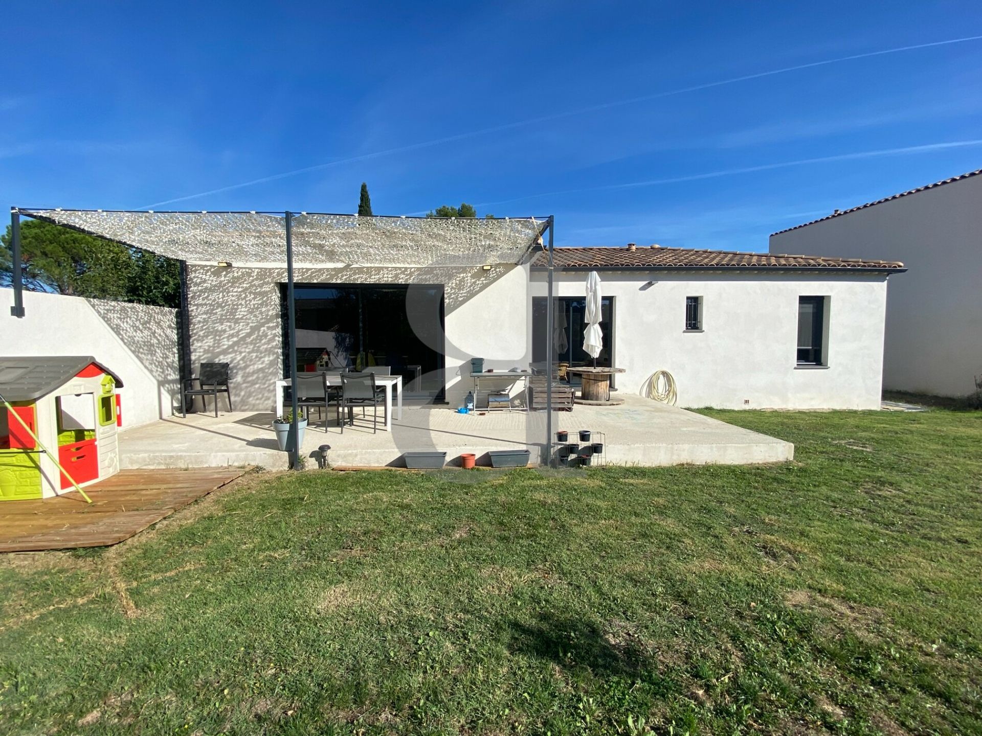 Casa nel Chateauneuf-de-Gadagne, Provence-Alpes-Cote d'Azur 11044366