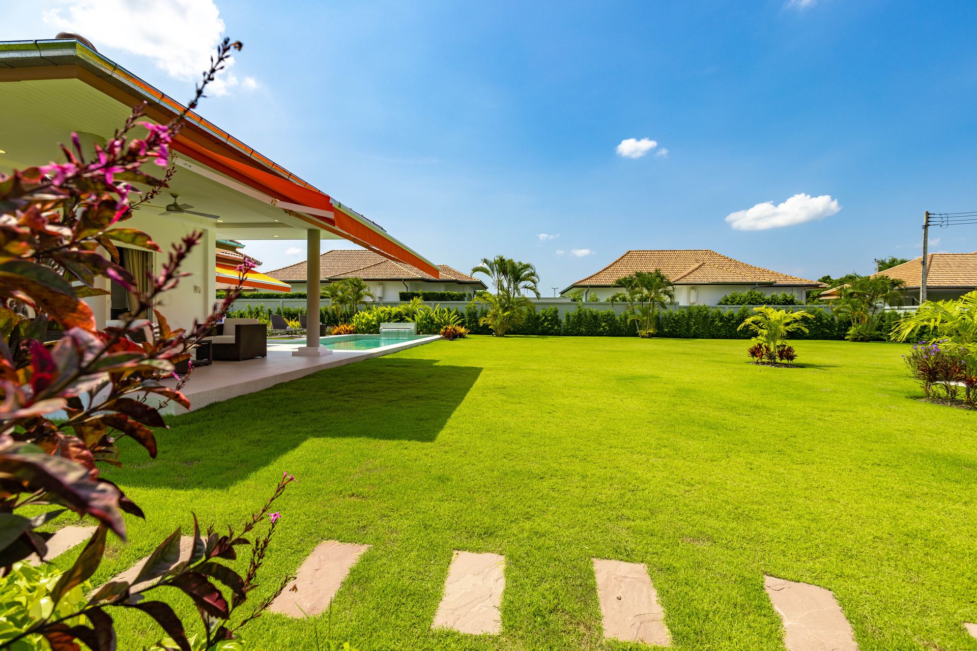 Huis in Tambon Thap Tai, Chang Wat Prachuap Khiri Khan 11044624