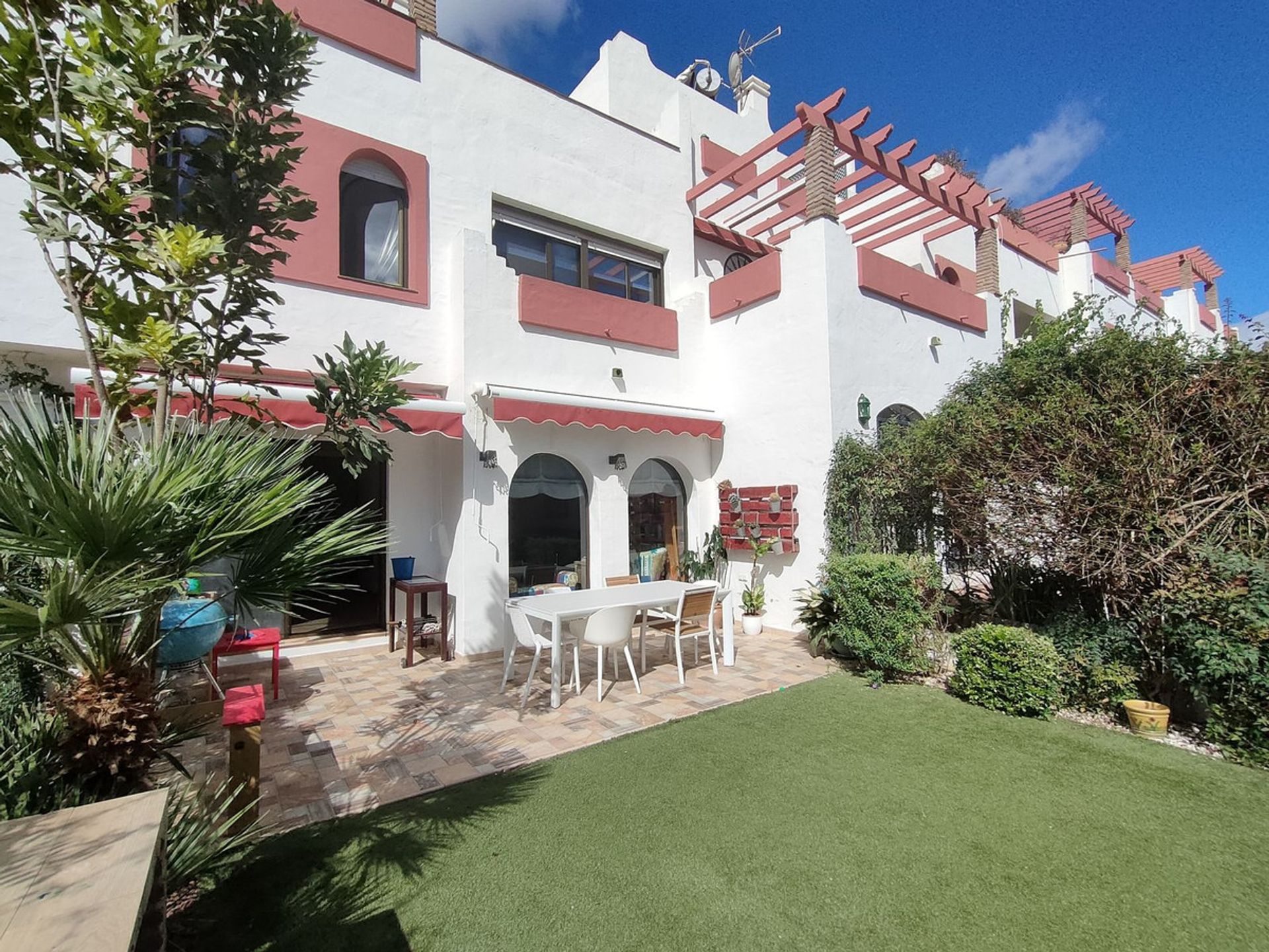 Haus im Benahavis, Andalusien 11044814