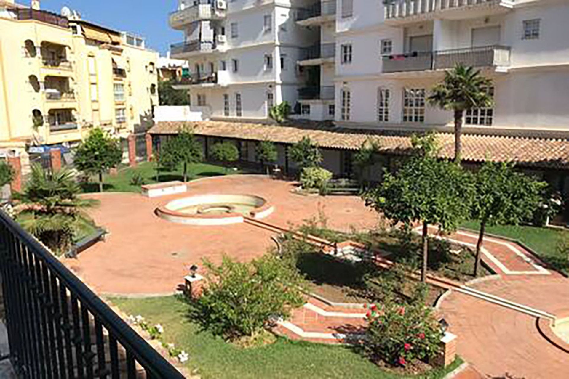 Condominio nel Fuengirola, Andalucía 11045068