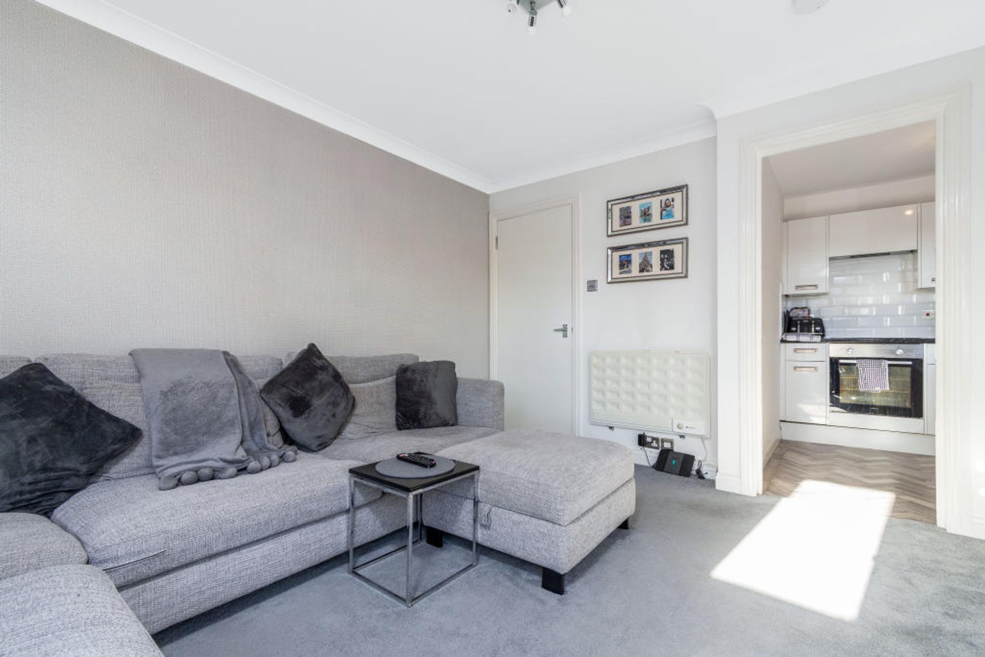 Condominium in Hayes, Bromley 11045935