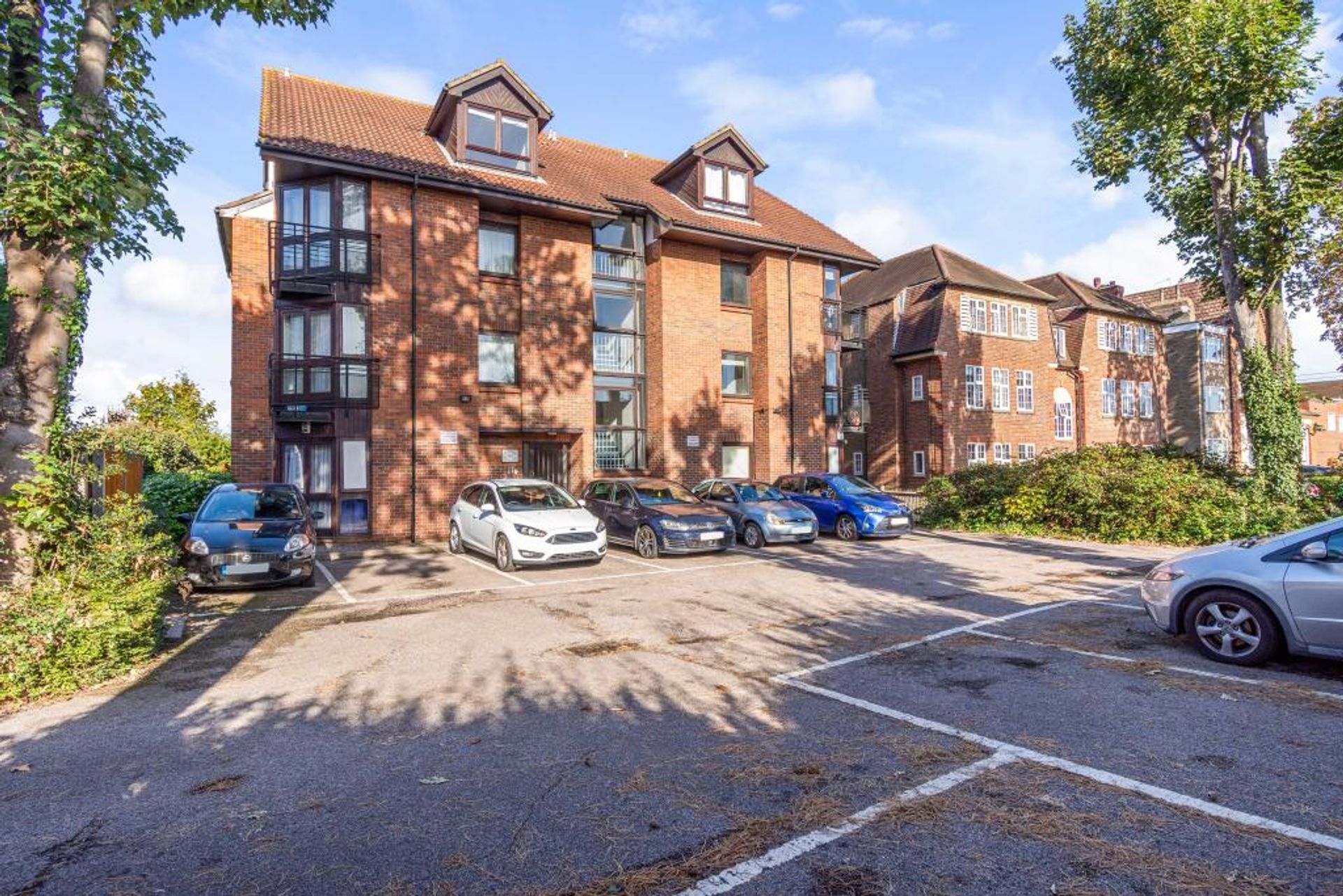 Condominium in Hayes, Bromley 11045940