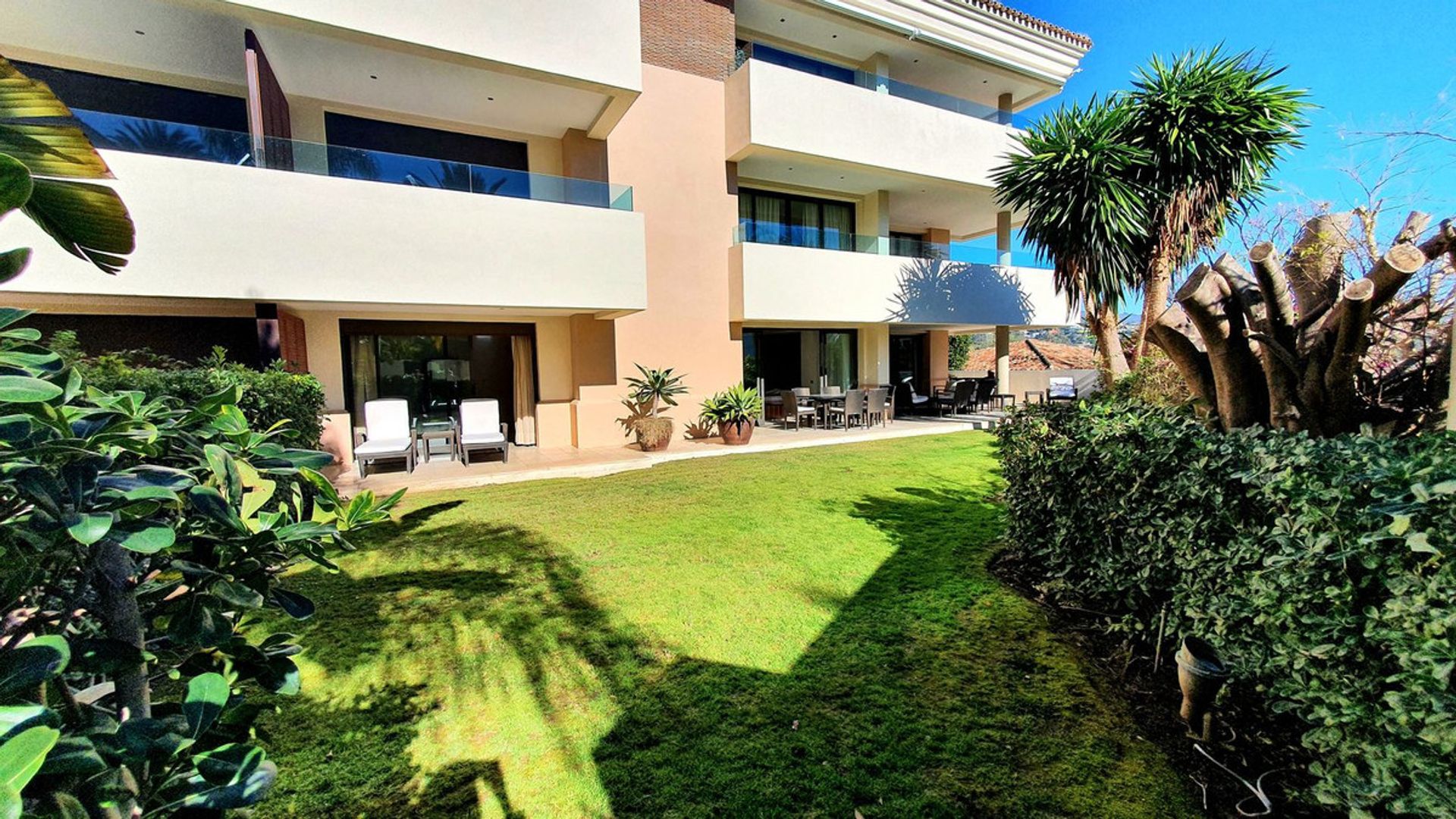 Condominium in Espinosa de los Monteros, Castille-Leon 11046289