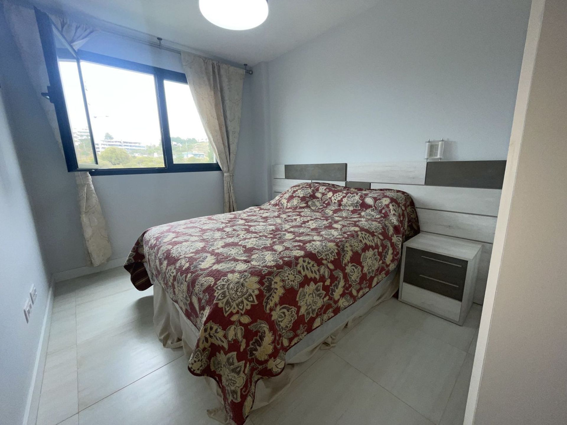 Condominio nel Estepona, Andalusia 11046622