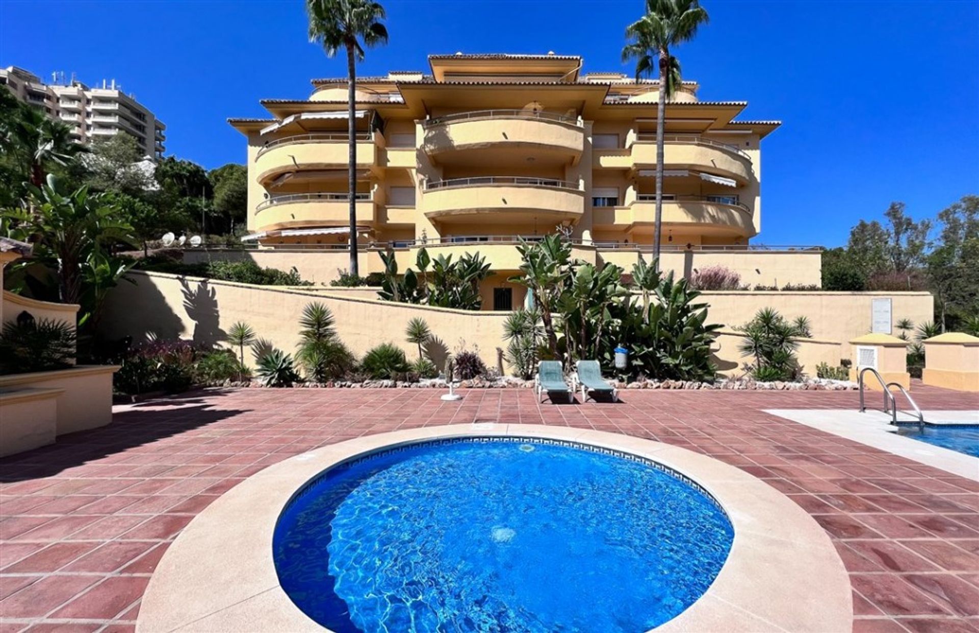 Condominio en Ojén, Andalucía 11046675