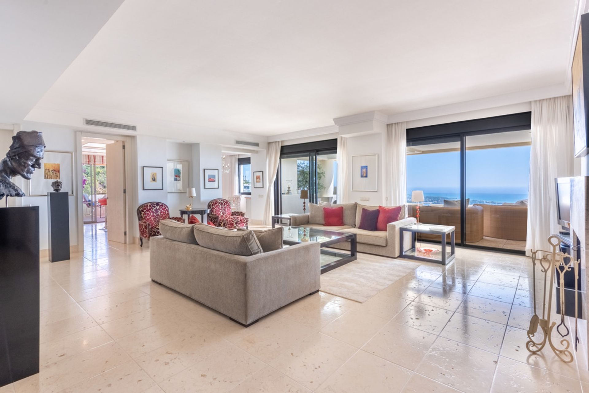 Condominium dans Espinosa de los Monteros, Castille-León 11047165