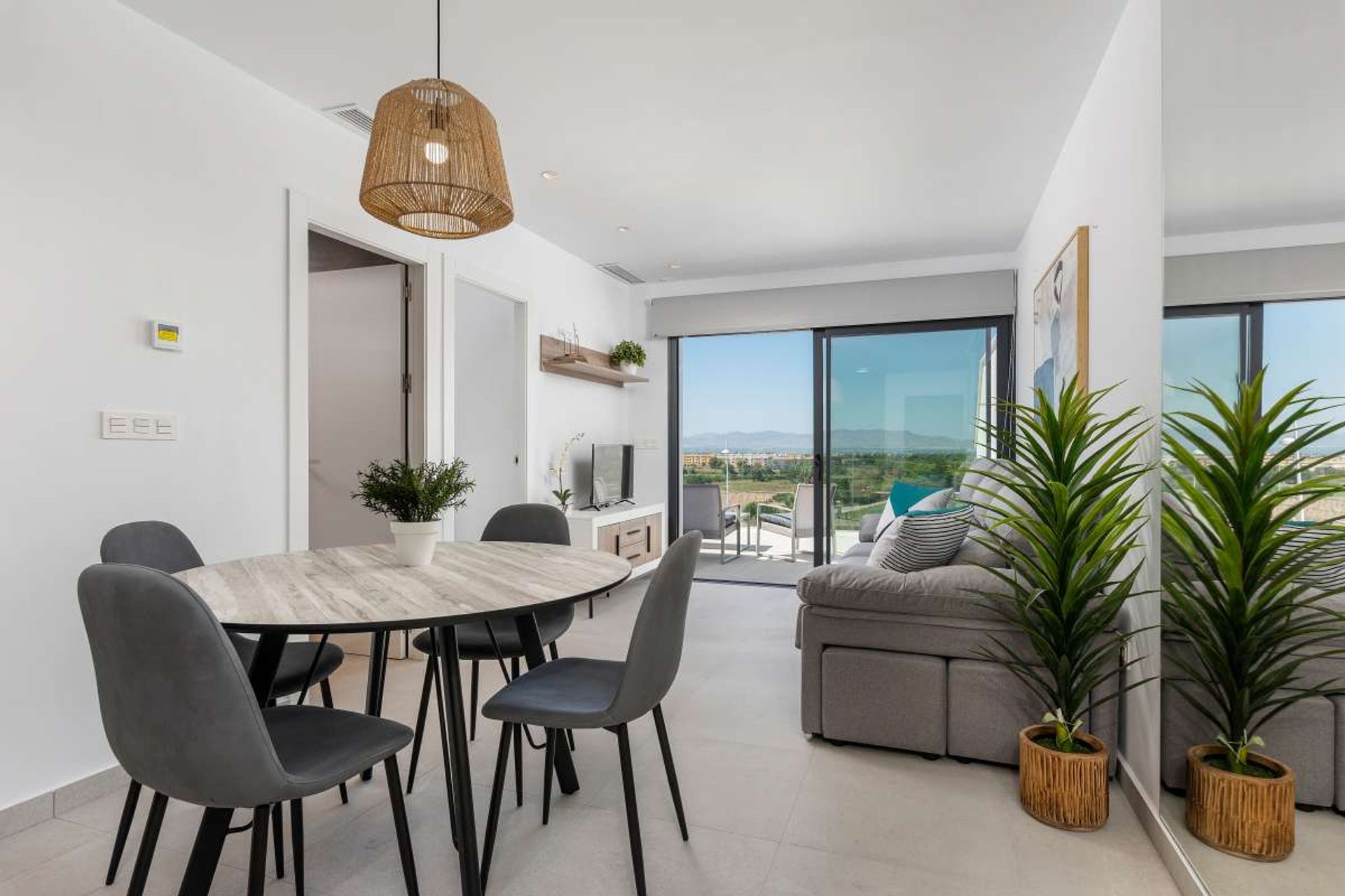 Condominium in Benijofar, Valencia 11047809