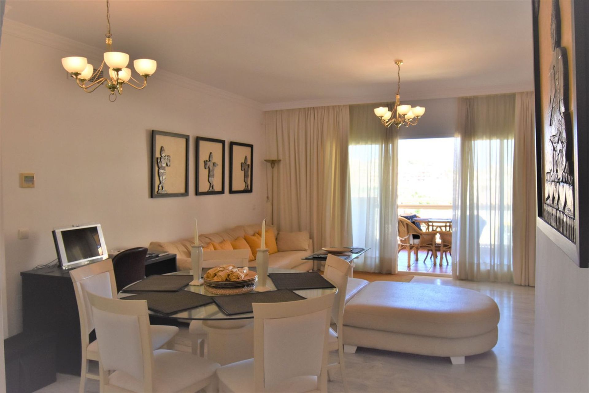 Condominio en Fuengirola, Andalucía 11047970