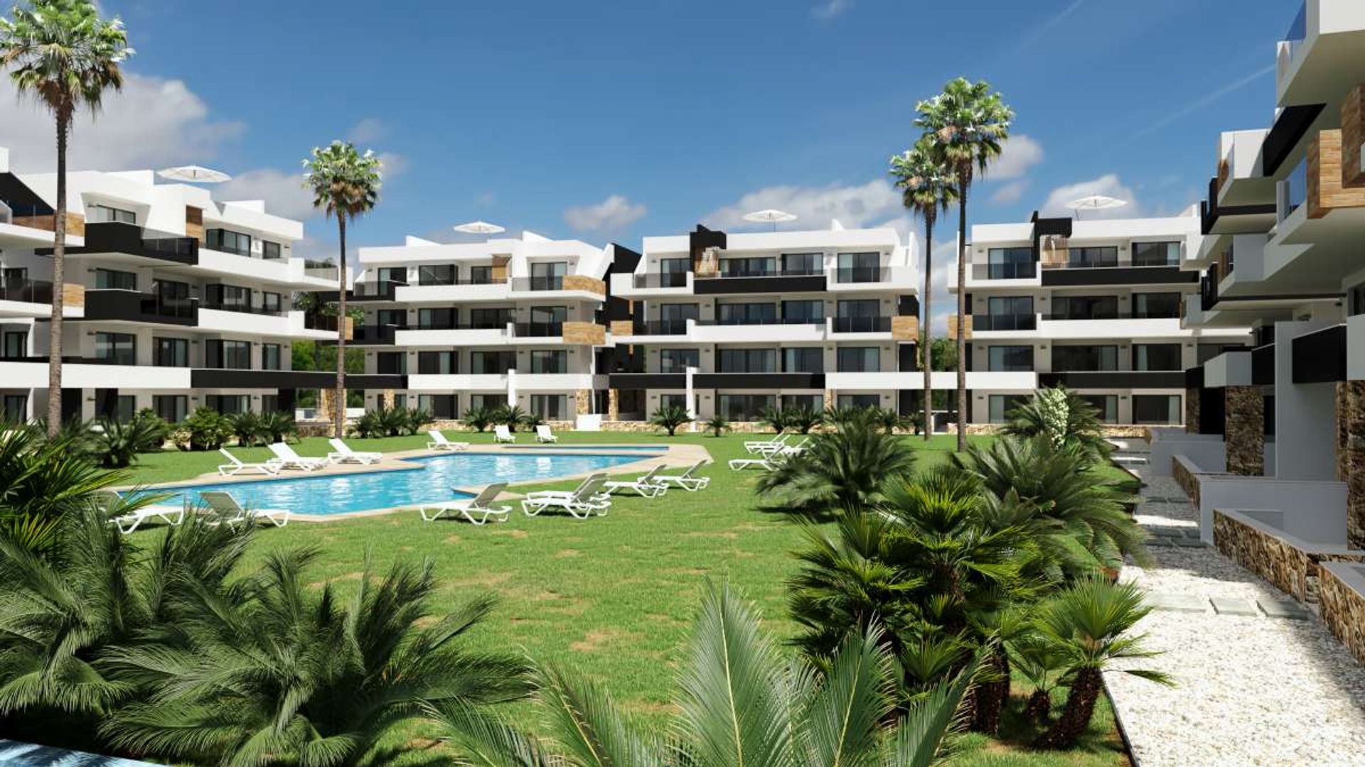 Condominium in Torrevieja, Comunidad Valenciana 11047974