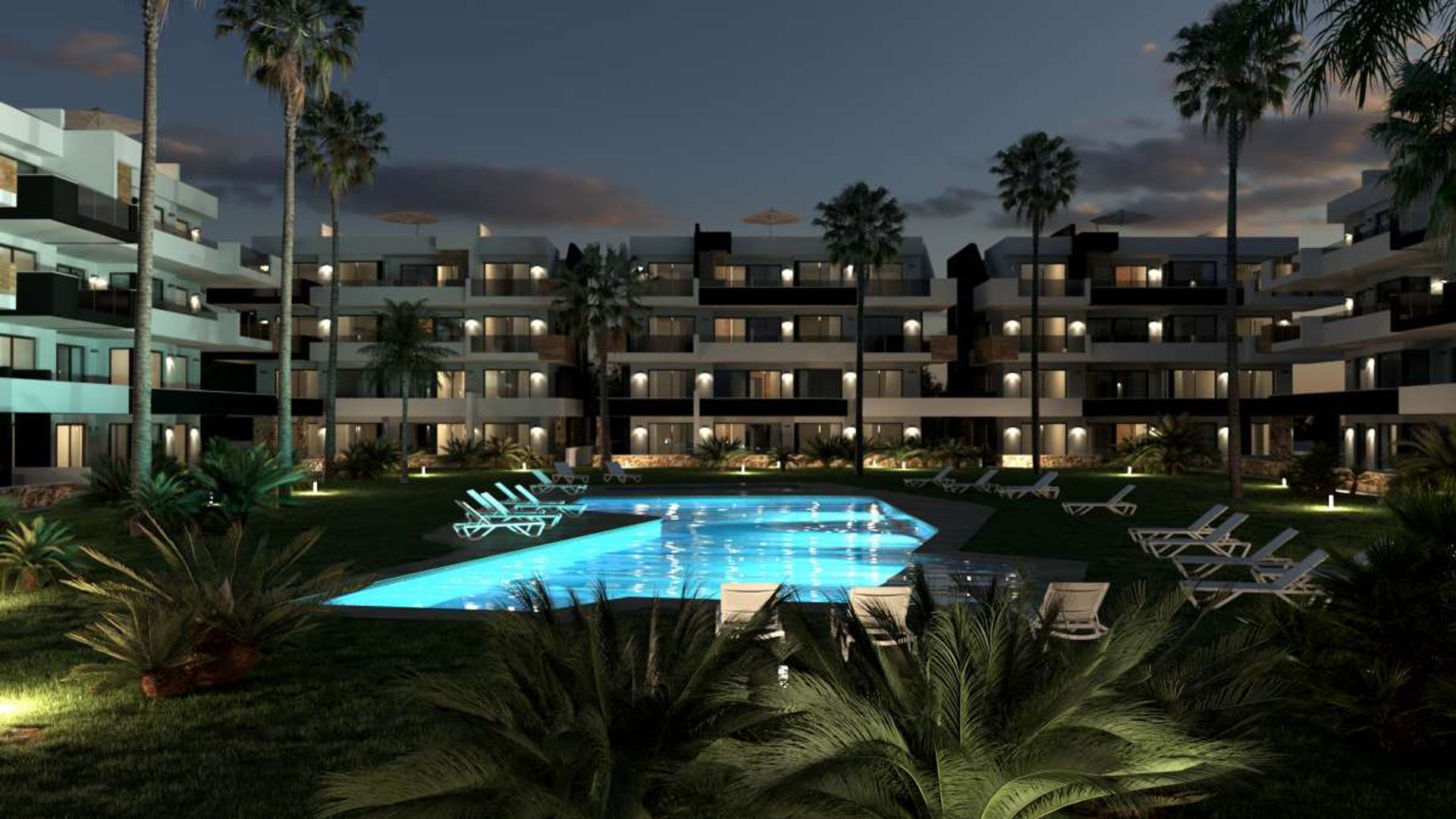 Condominium in Torrevieja, Comunidad Valenciana 11047974