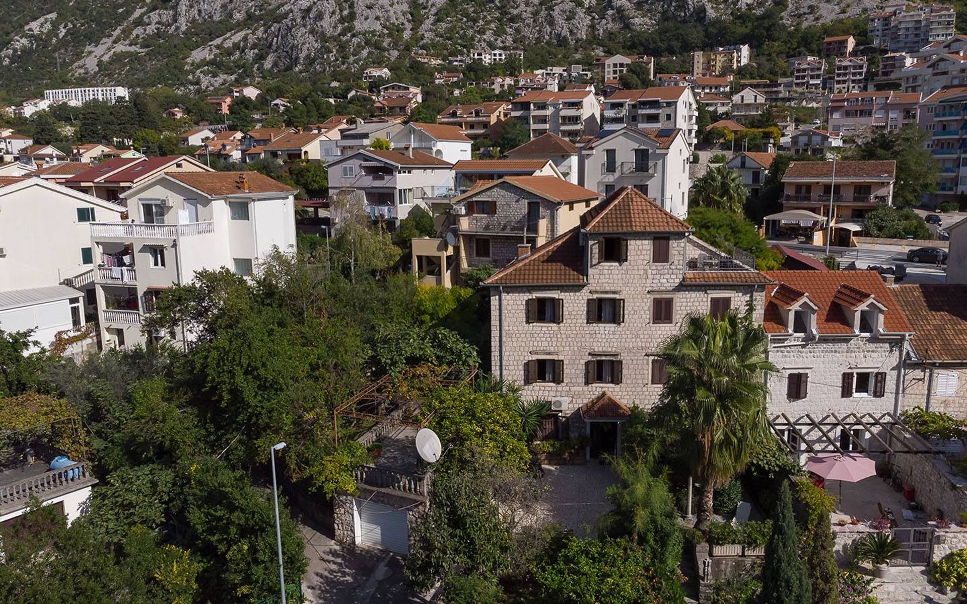 rumah dalam Gornji Bogdašići, Kotor 11048073