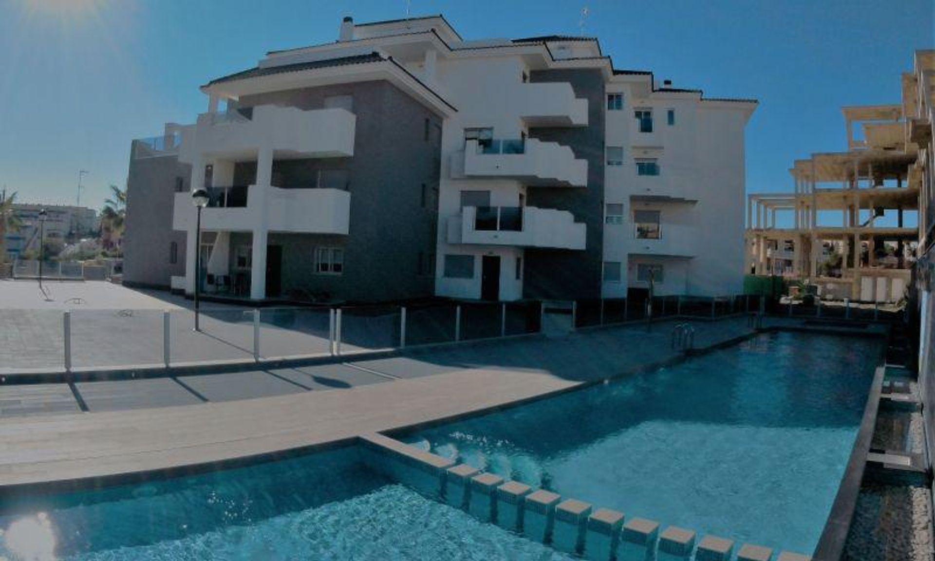 Condominium in Dehesa de Campoamor, Valencian Community 11048224