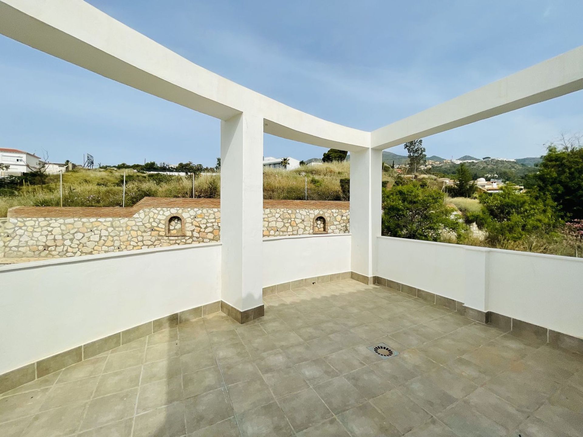 Rumah di Benalmadena, Andalusia 11048263