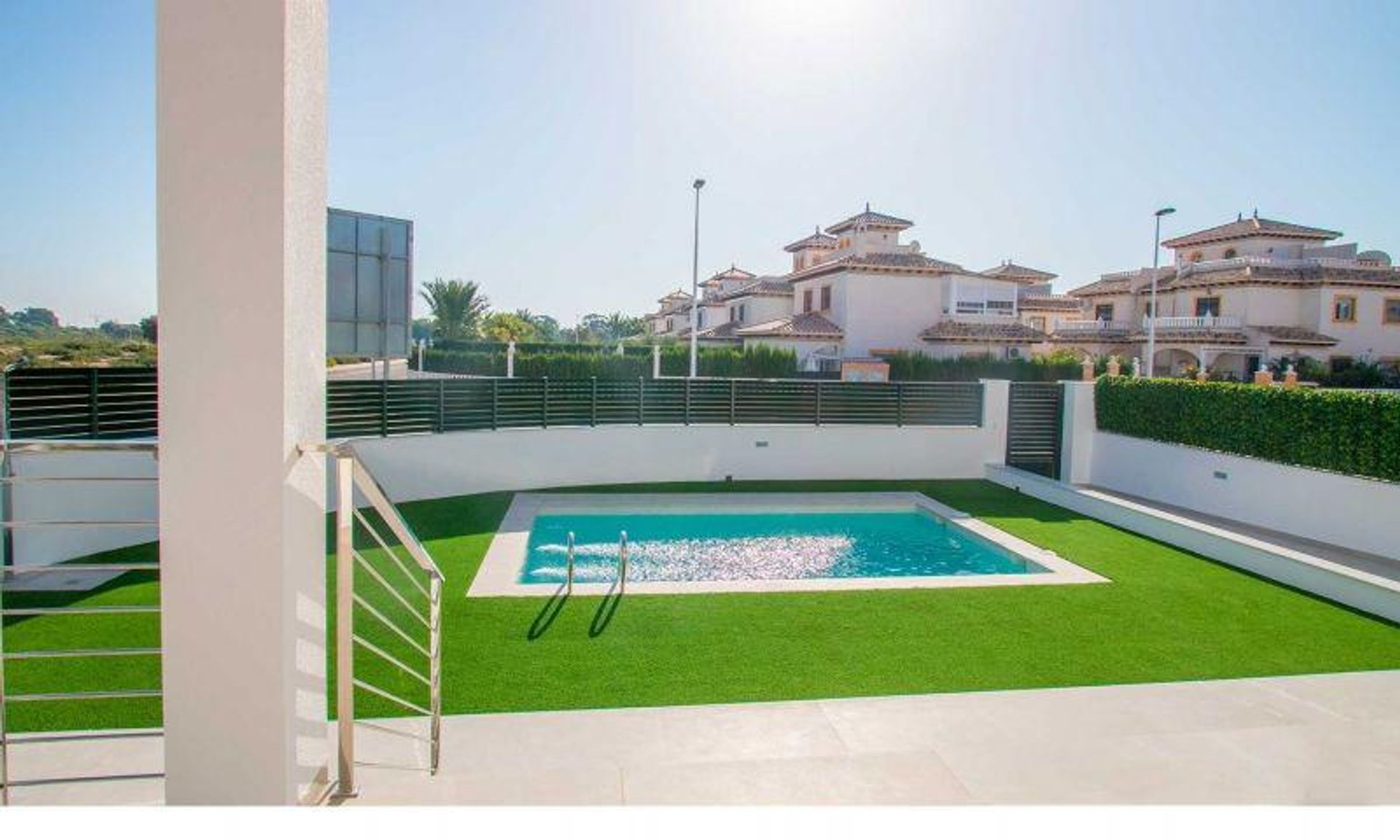 Haus im La Marina, Valencia 11048297