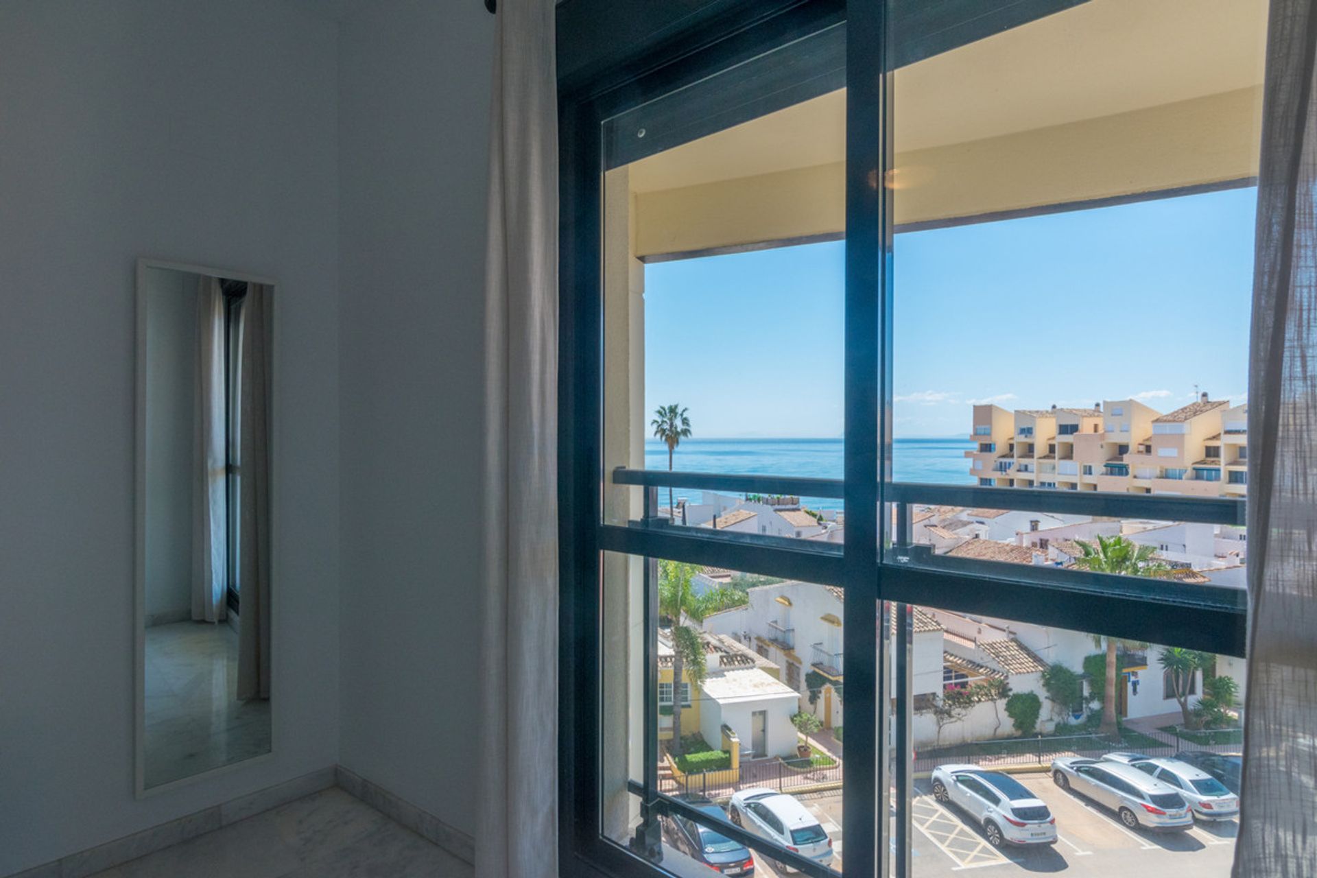 Condominio nel Estepona, Andalusia 11048578