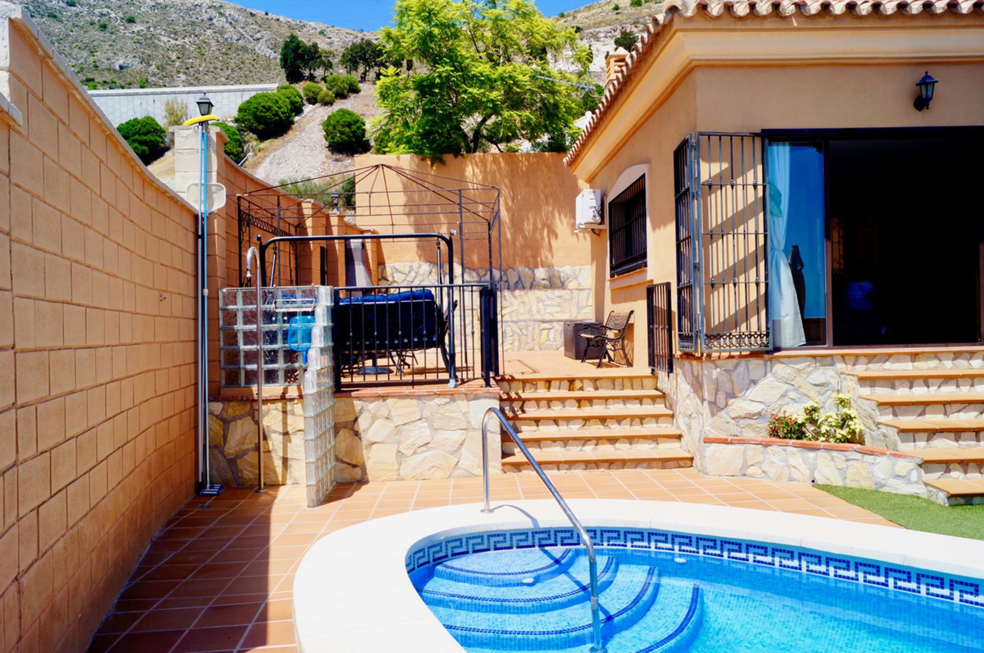 Huis in Arroyo de la Miel, Andalusia 11048665