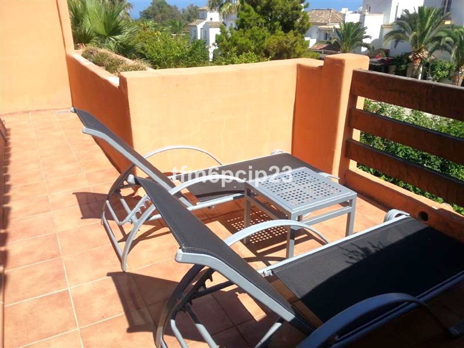 Кондоминиум в Estepona, Andalucía 11048730