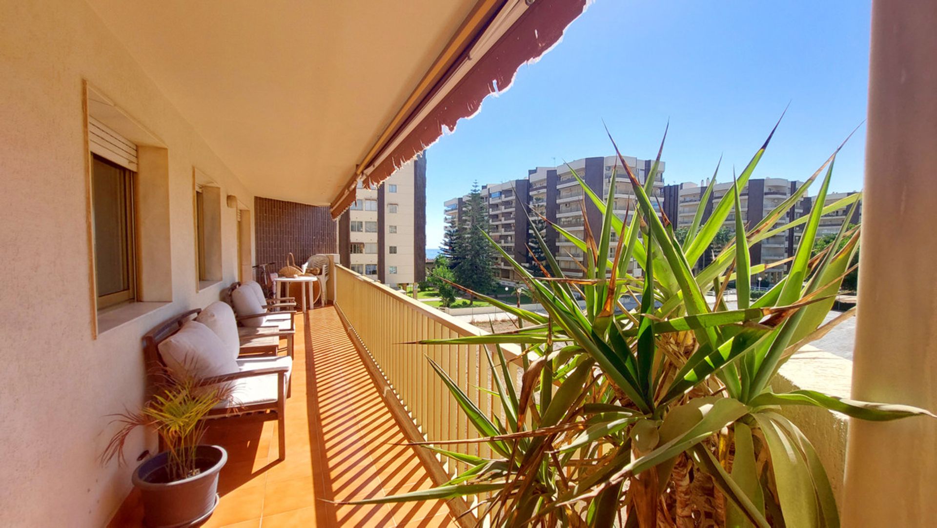 Osakehuoneisto sisään Fuengirola, Andalucía 11048787