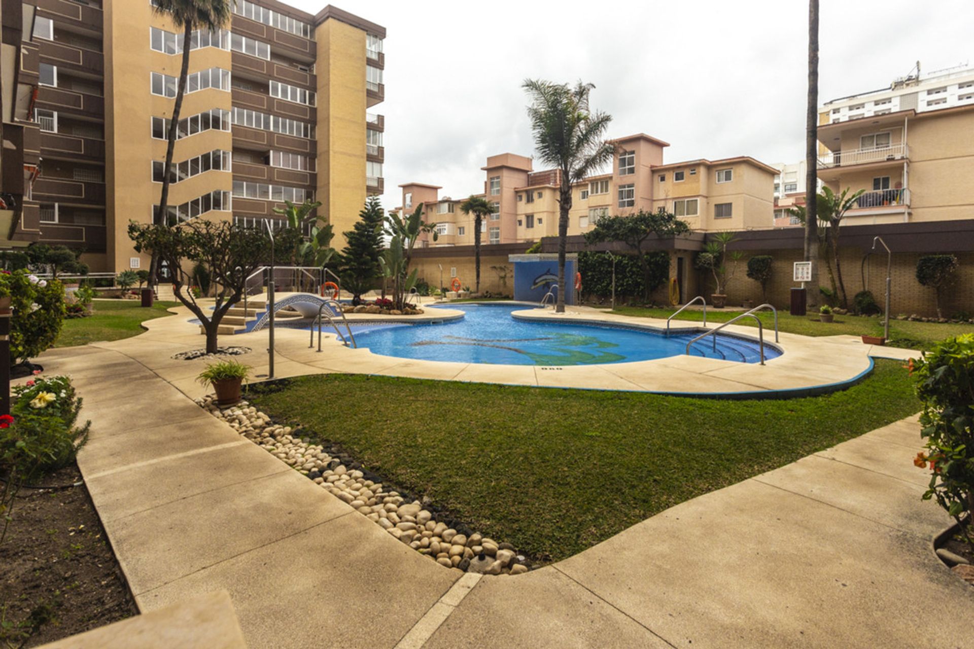 Condominium in Fuengirola, Andalucía 11048797