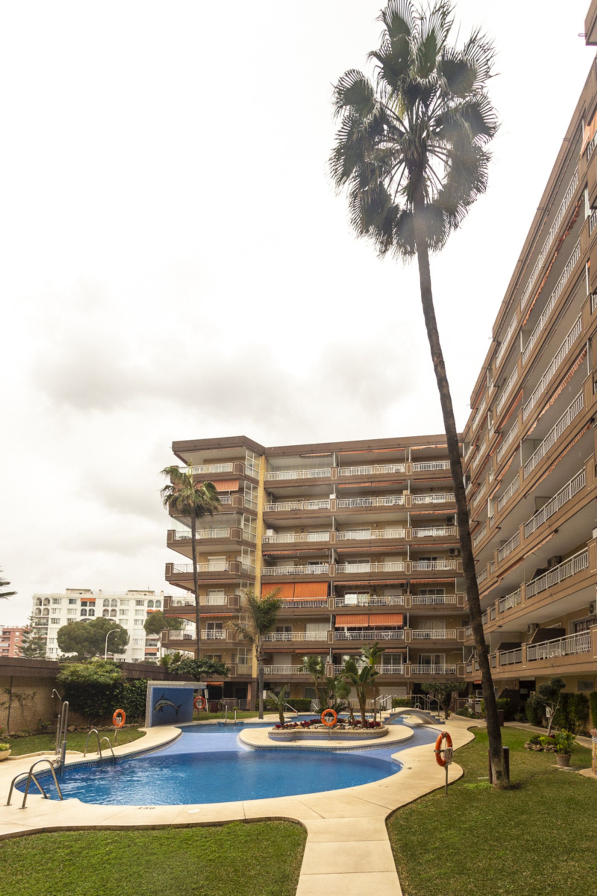 Condominium in Fuengirola, Andalucía 11048797