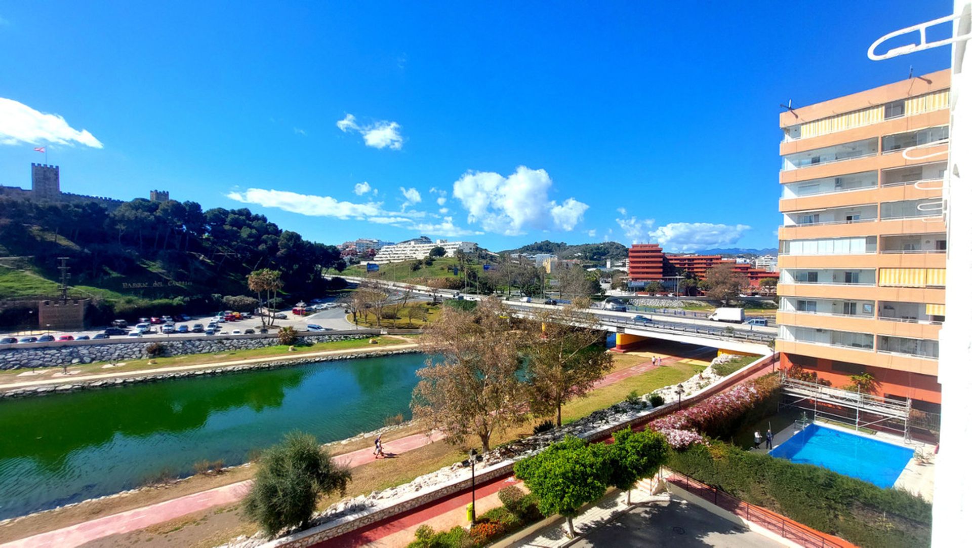 Eigentumswohnung im Fuengirola, Andalucía 11048804