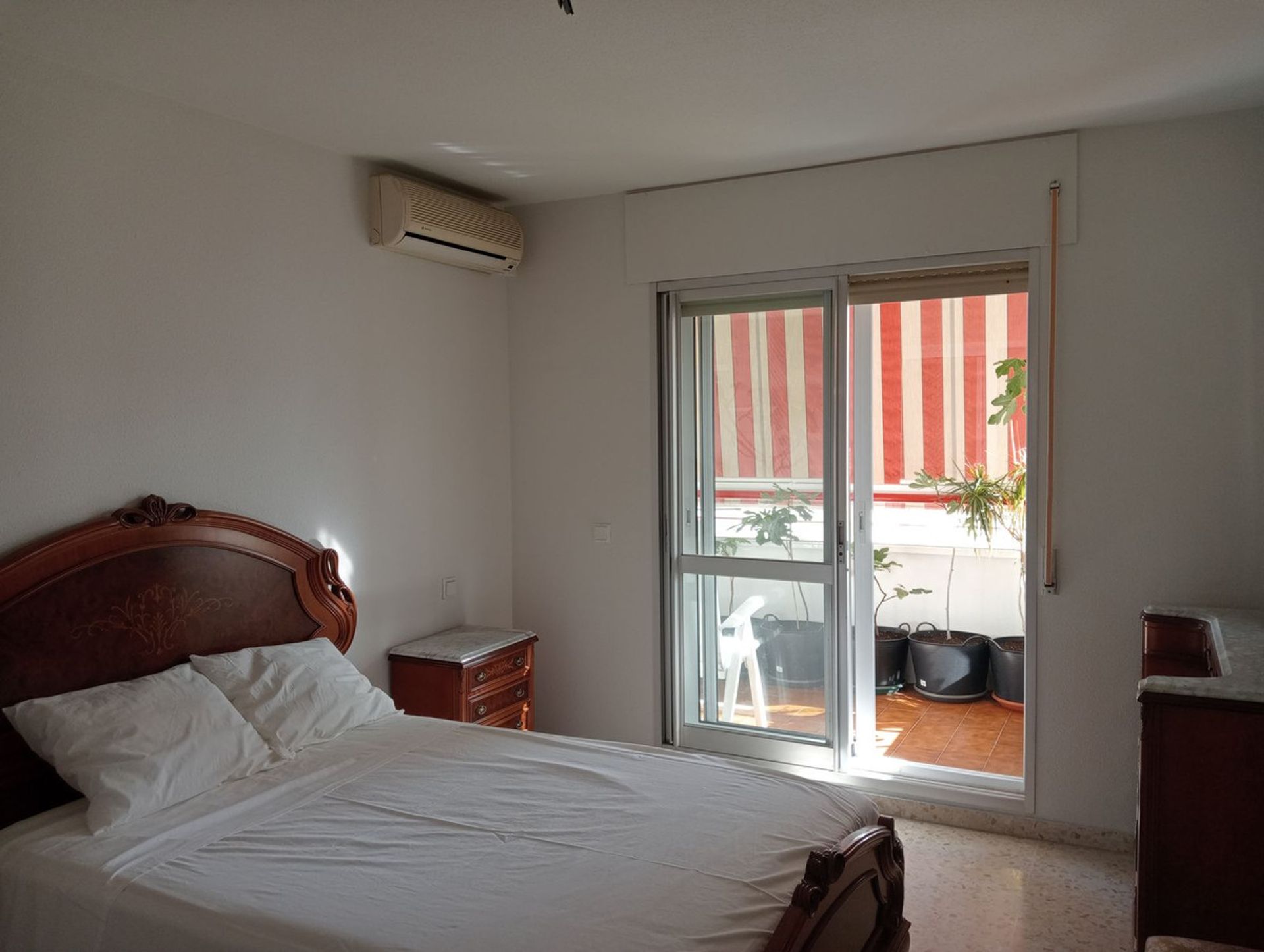 Condominium in Fuengirola, Andalucía 11048824