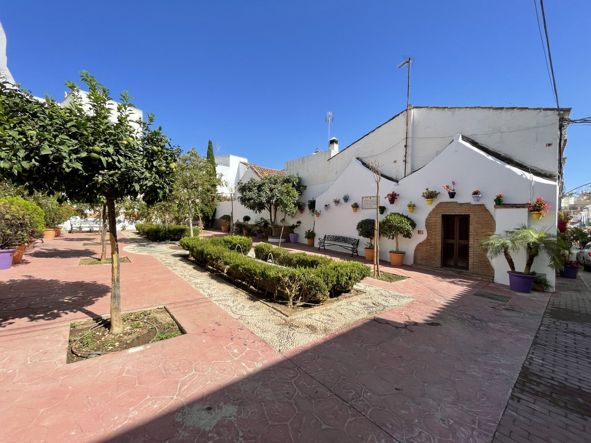 零售 在 Estepona, Andalucía 11049202