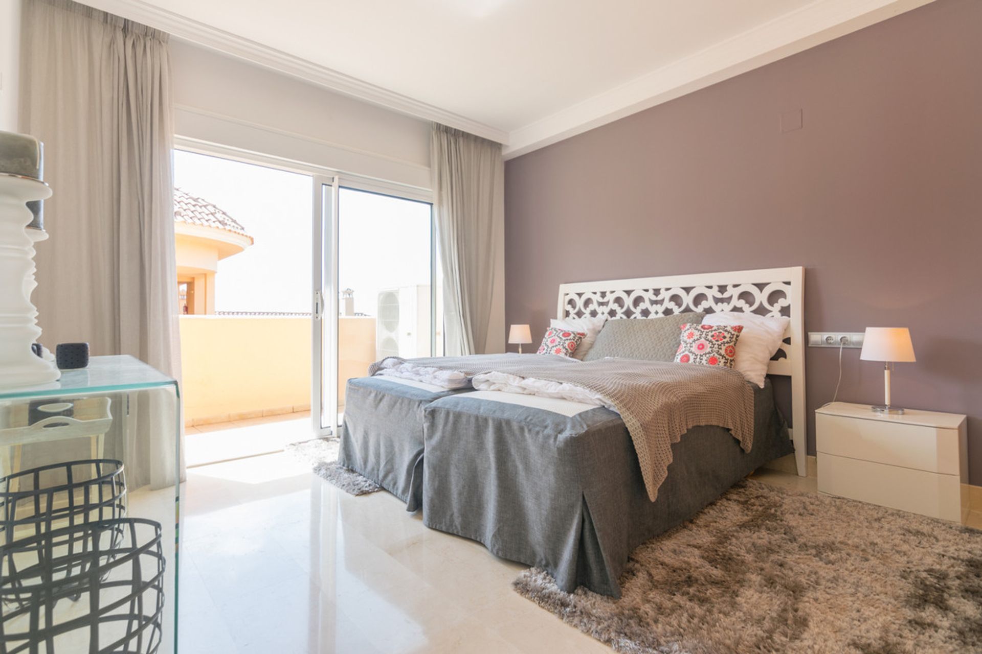 Condominium in Marbella, Andalucía 11049355