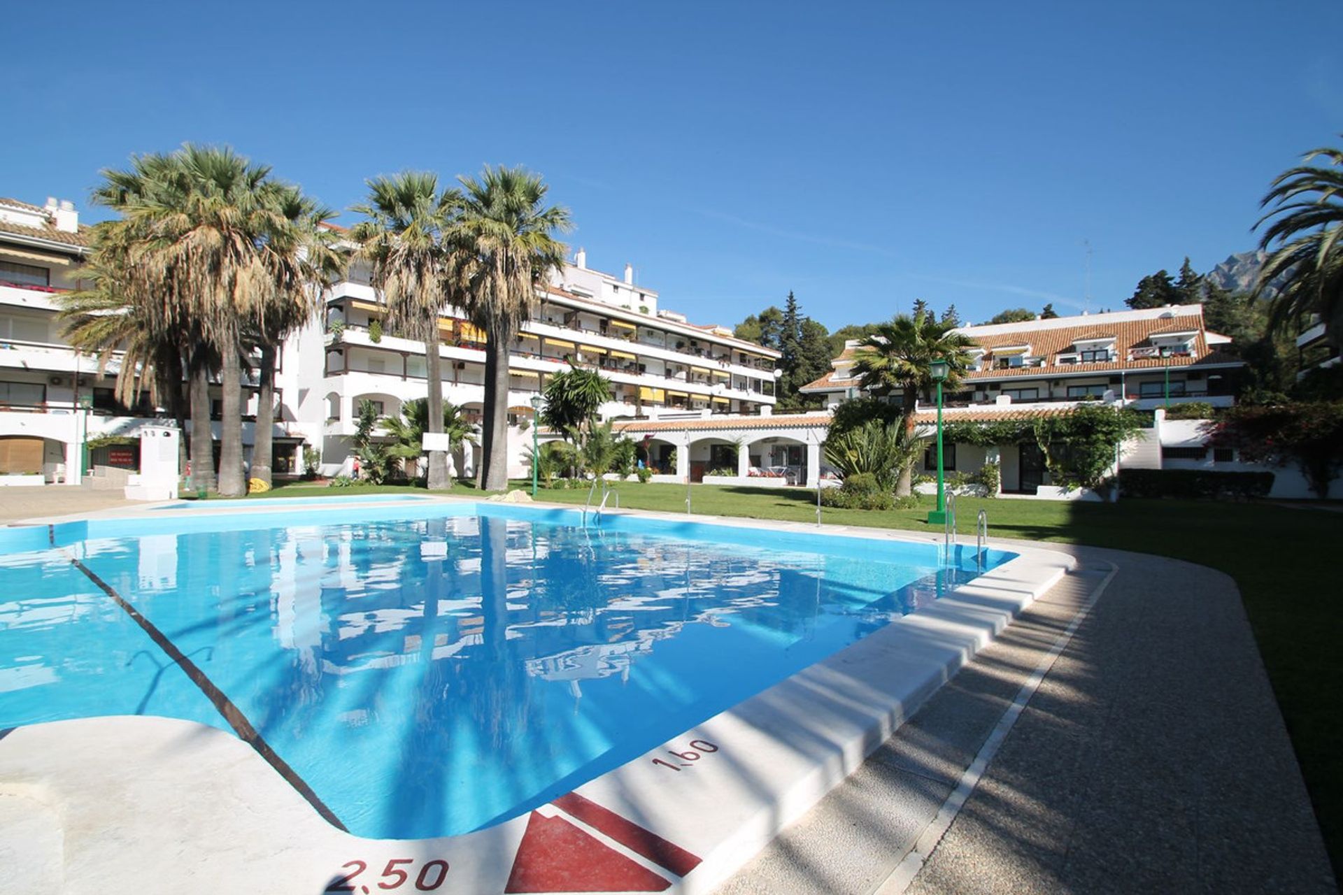 Condominio nel Marbella, Andalusia 11049388