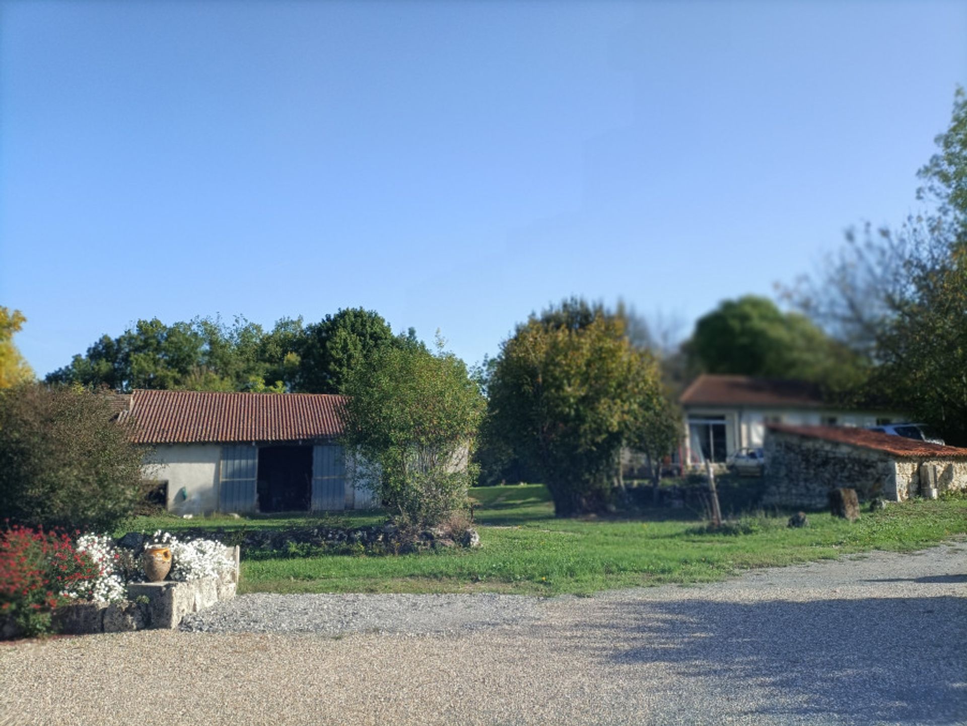 casa en Monmadales, Nouvelle-Aquitaine 11049702