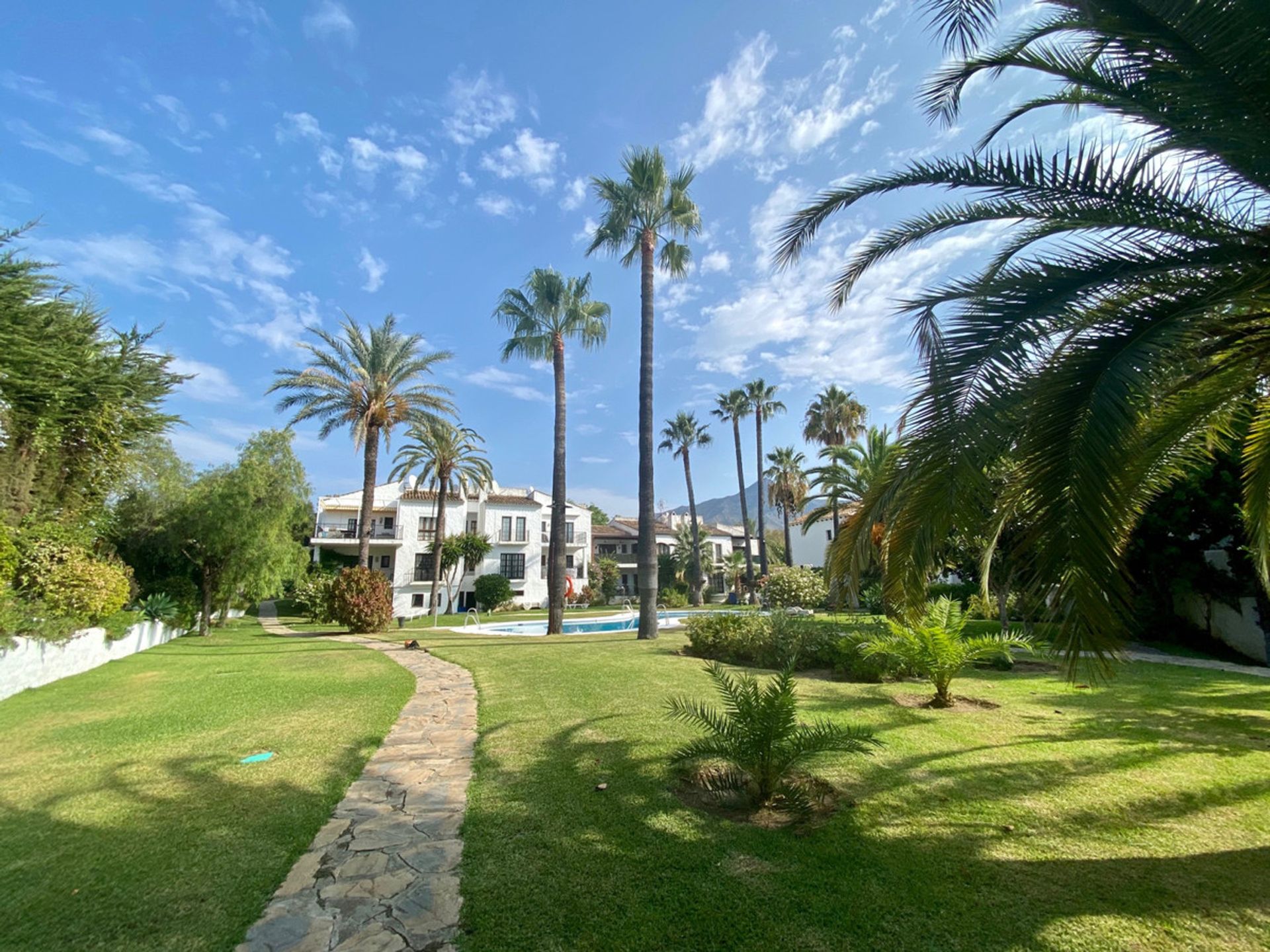 Квартира в Marbella, Andalucía 11049919