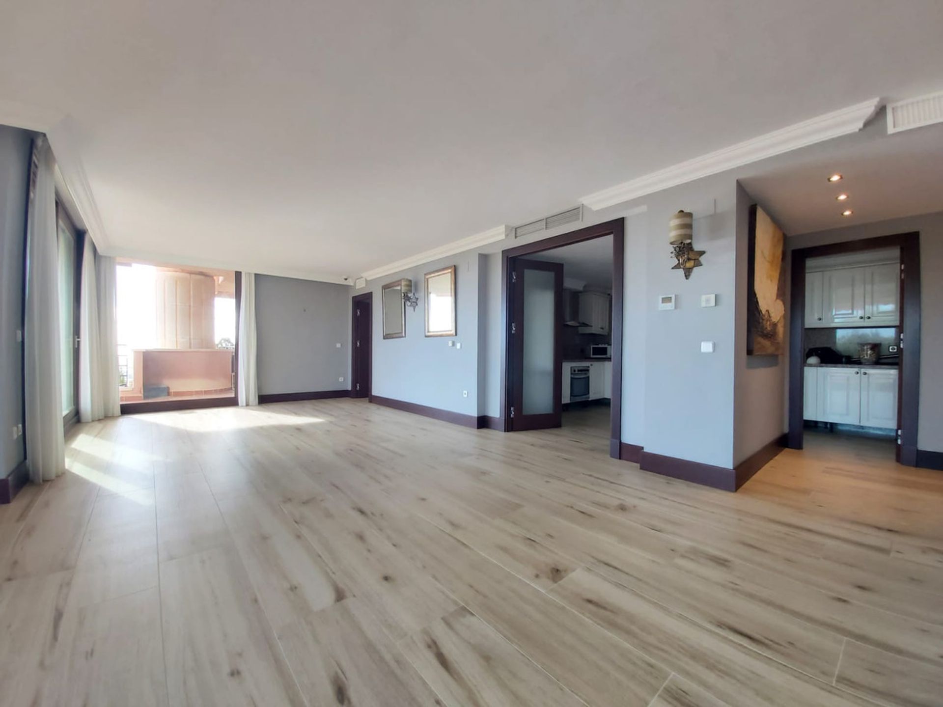 Condominium in El Angel, Andalusia 11049926